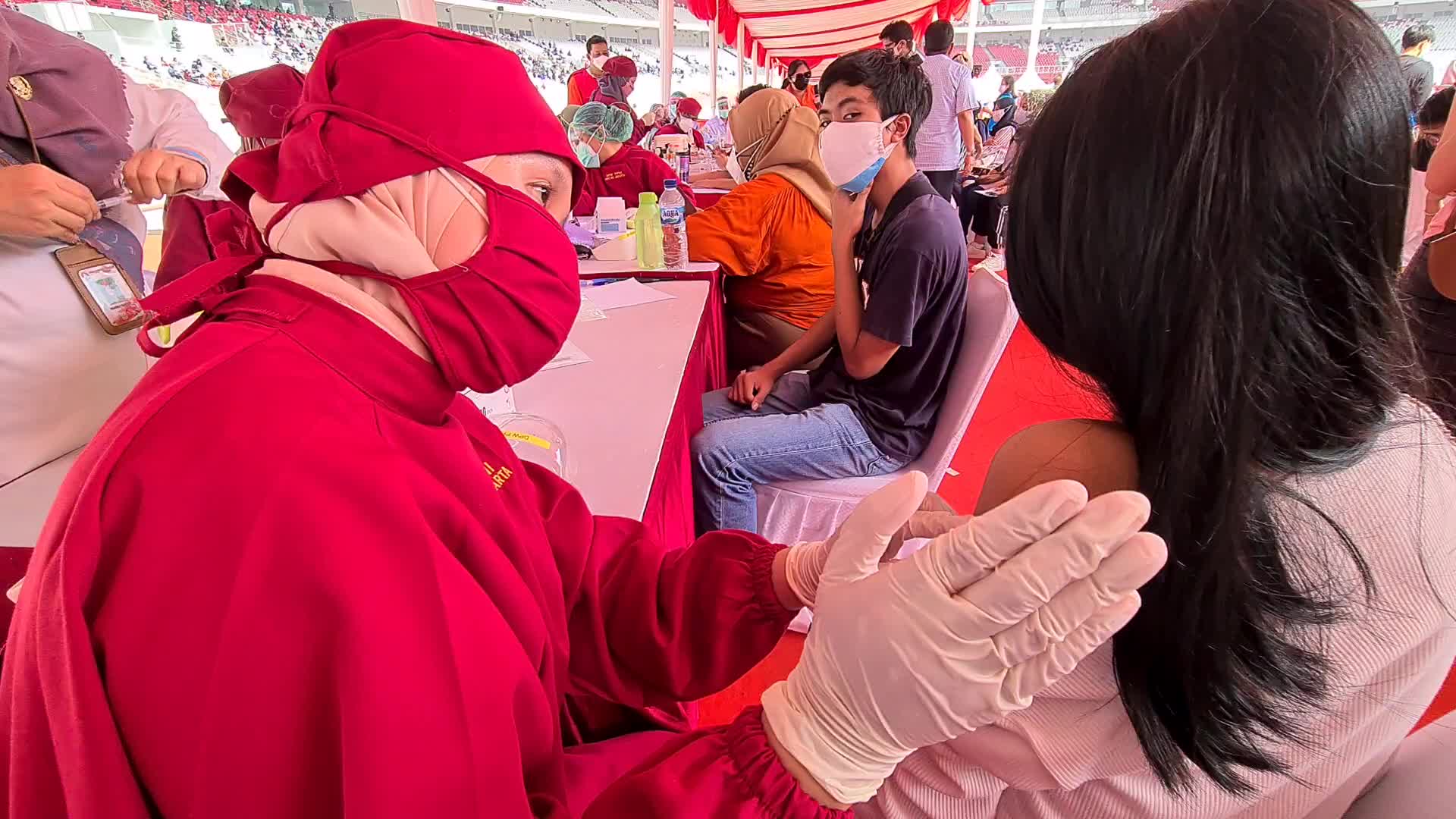 Coronavirus vaccination for children aged 12-17 in Indonesia