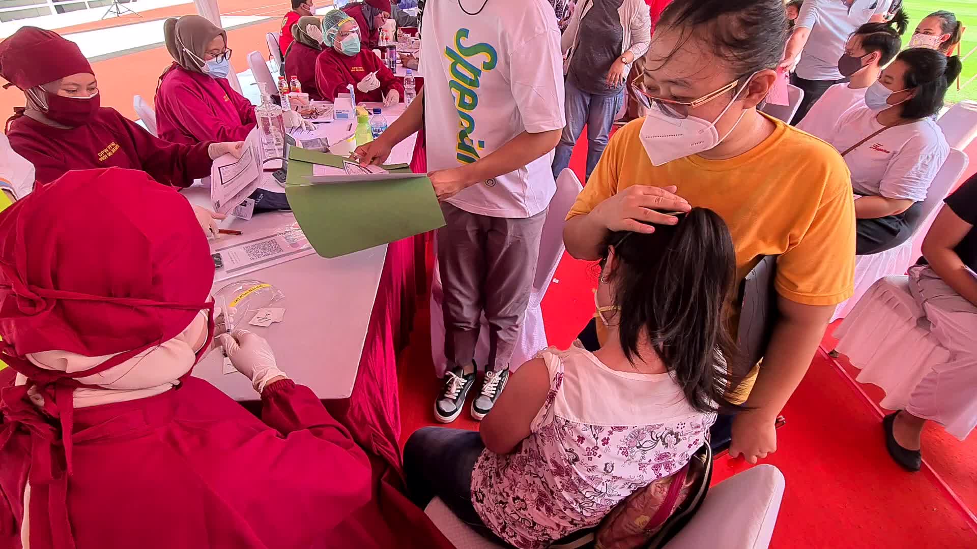 Coronavirus vaccination for children aged 12-17 in Indonesia