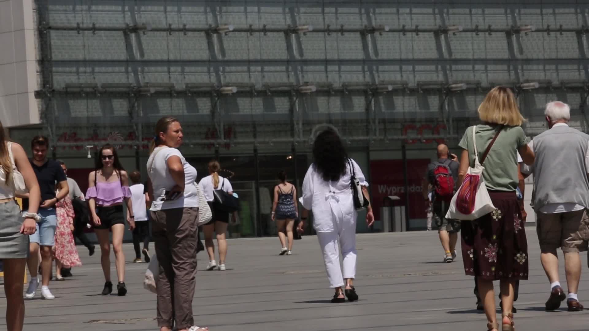 New heat wave hits Poland