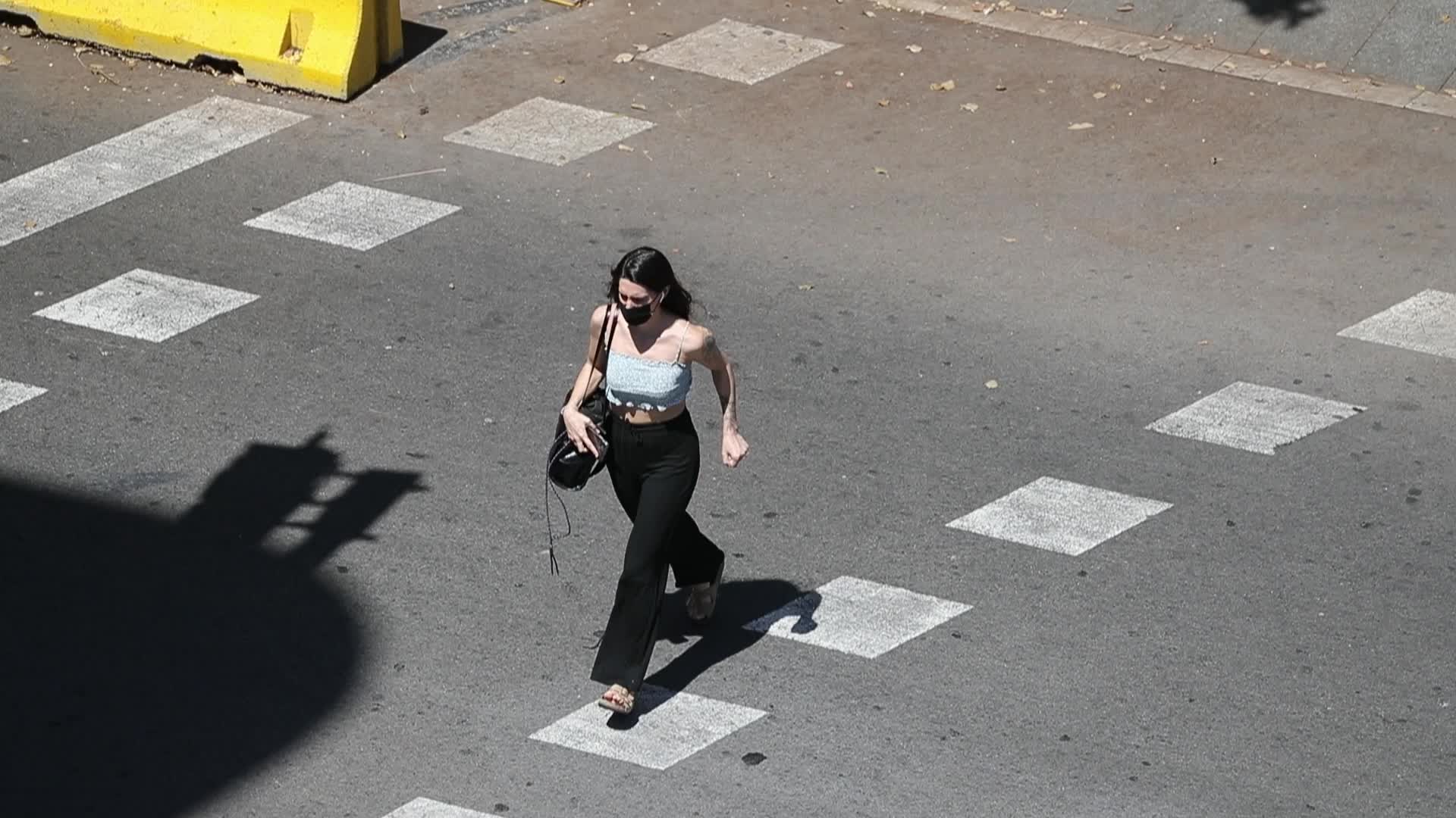 Obligatory use in Spain of masks outdoors end
