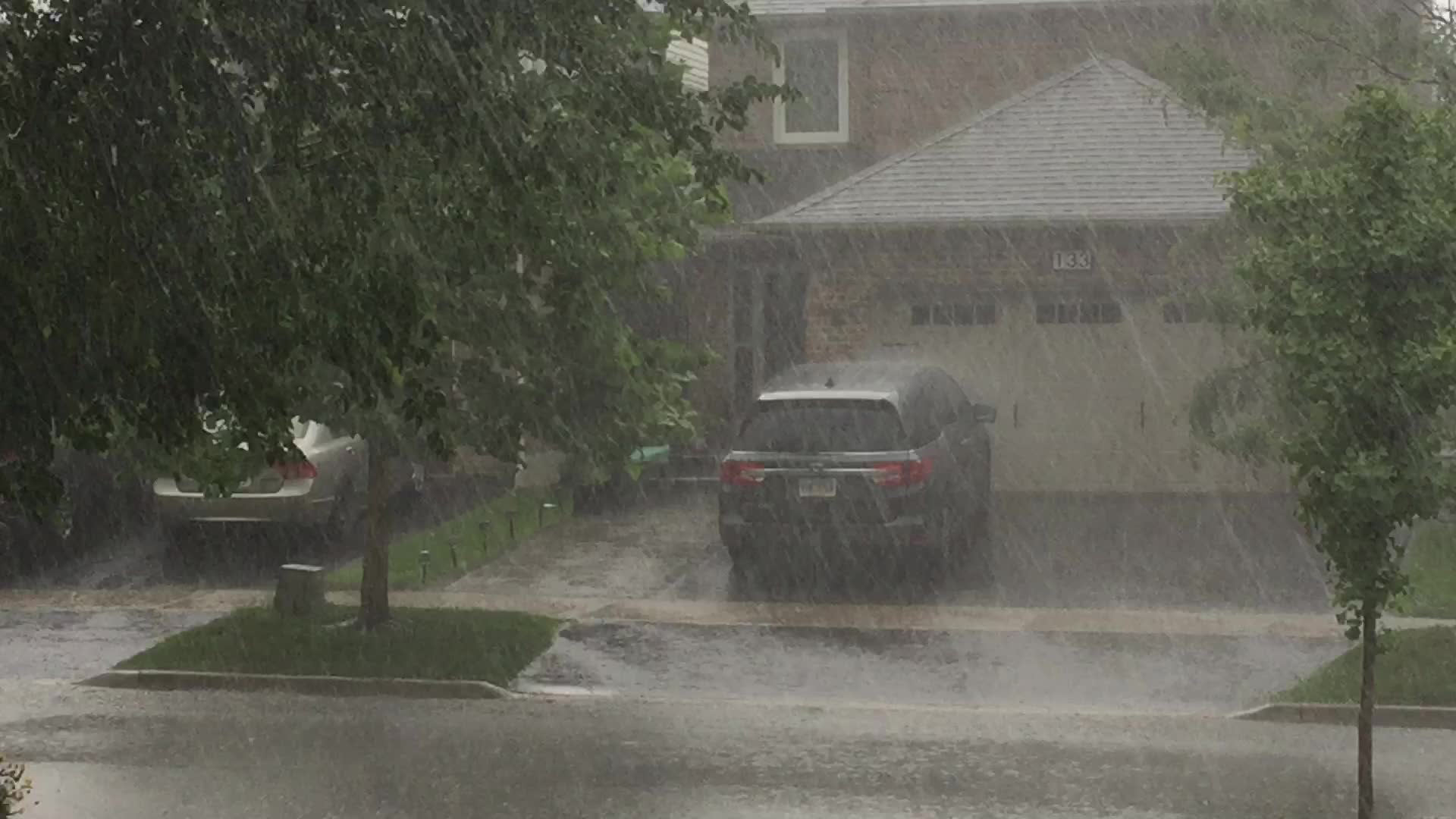 Cluster of severe thunderstorms hit Toronto