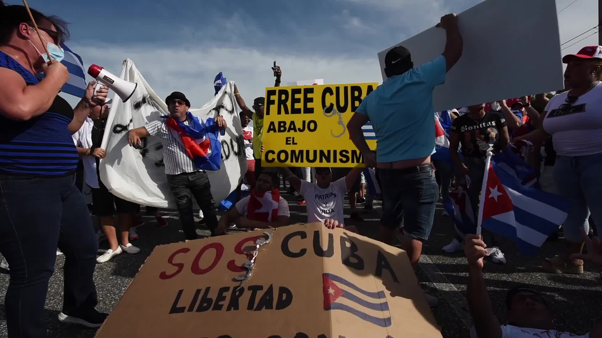 Protesters in Orlando, Florida Rally in Support of Cuban People