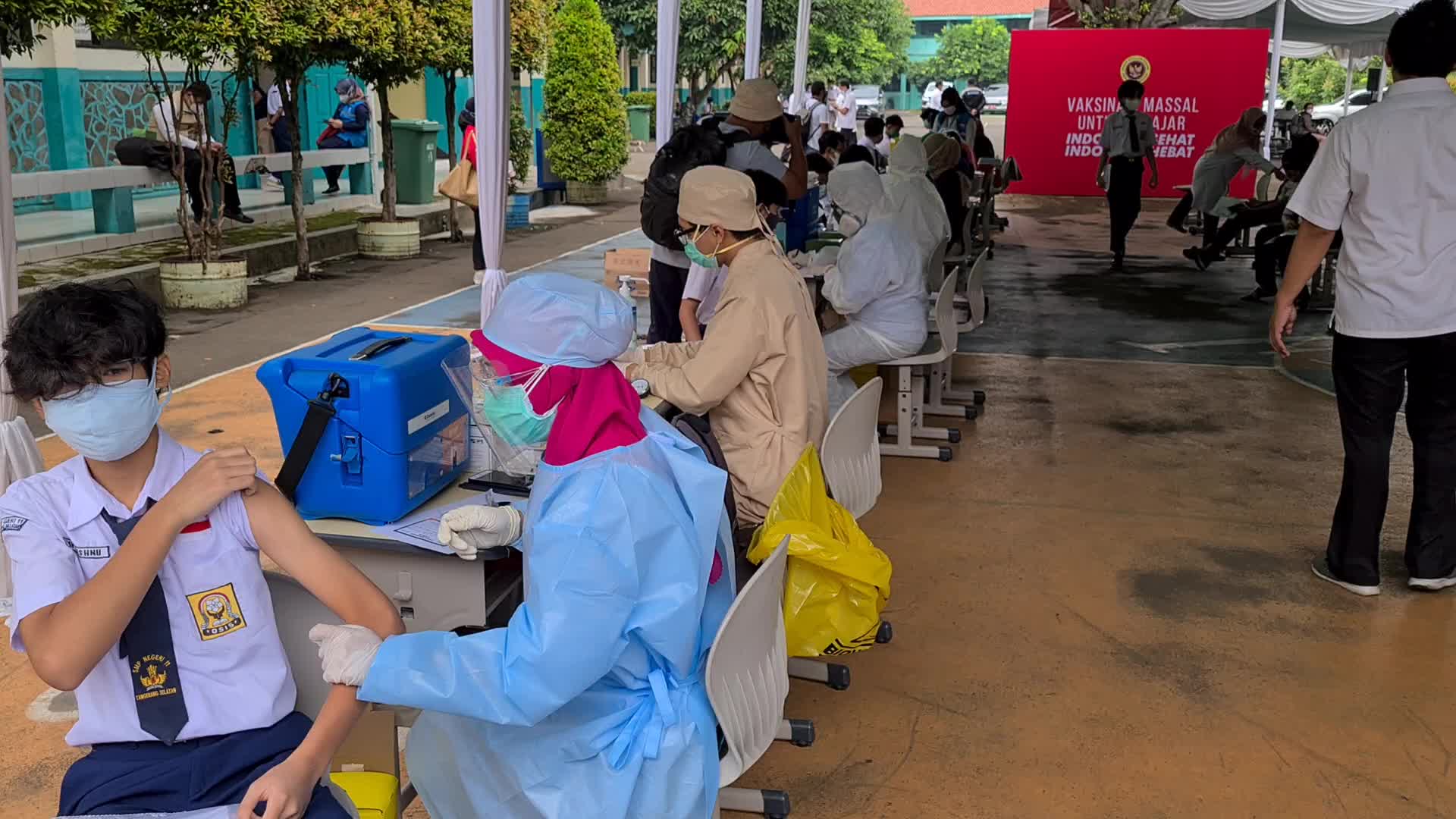 Coronavirus Vaccination For Children Aged 12-17 Years In Indonesia