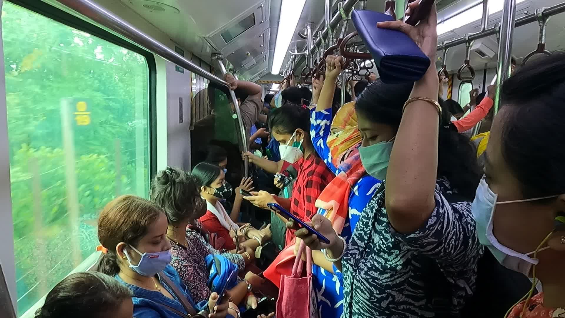 Kolkata Metro resume weekly run for public