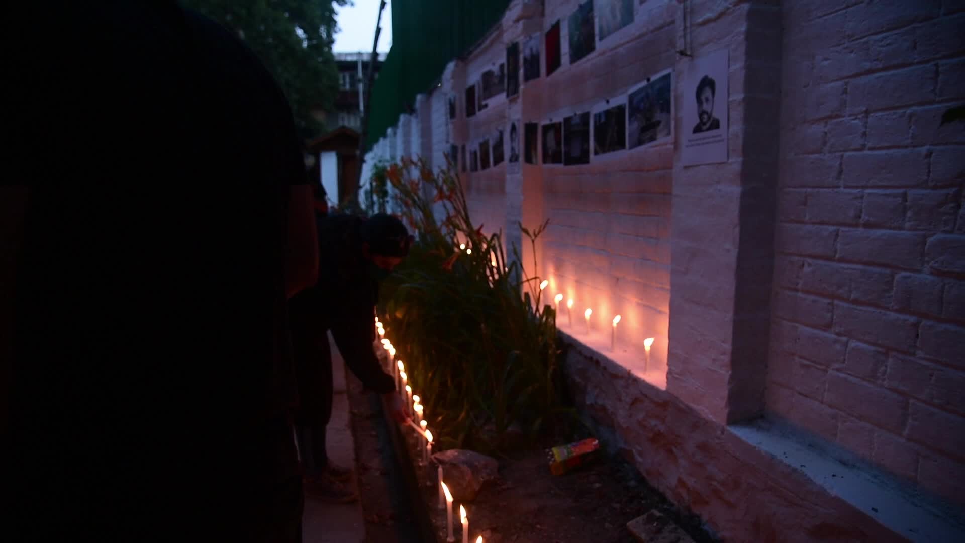Kashmiri media pays homage to late photojournalist Danish Siddiqui with a candlelight vigil