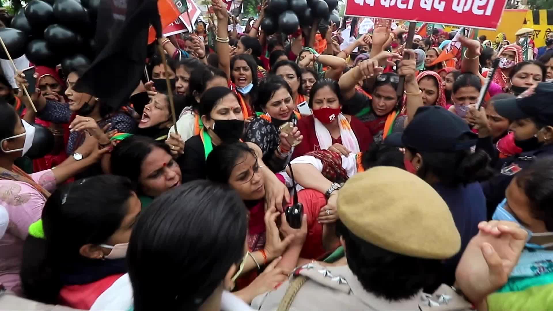 BJP Mahila Morcha Protest In Jaipur