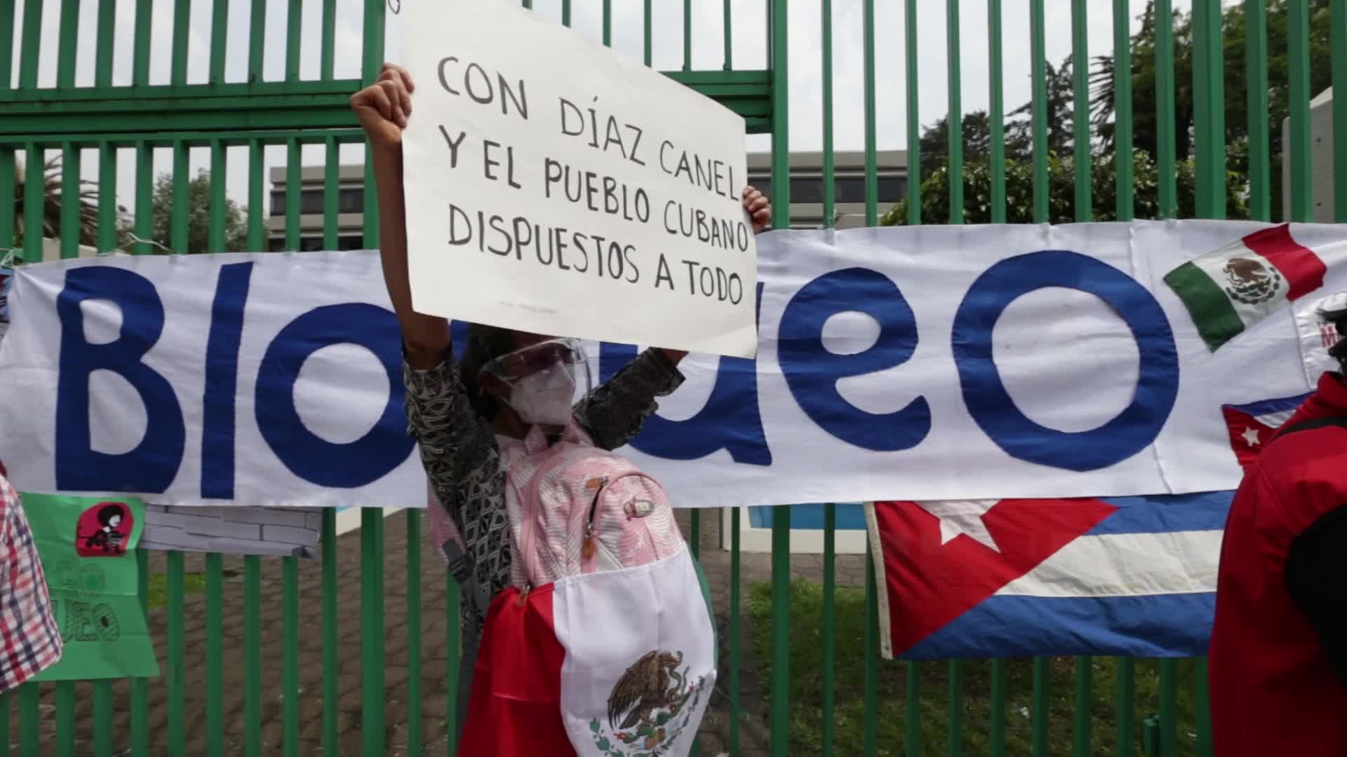 Support for the Cuban government in Mexico City