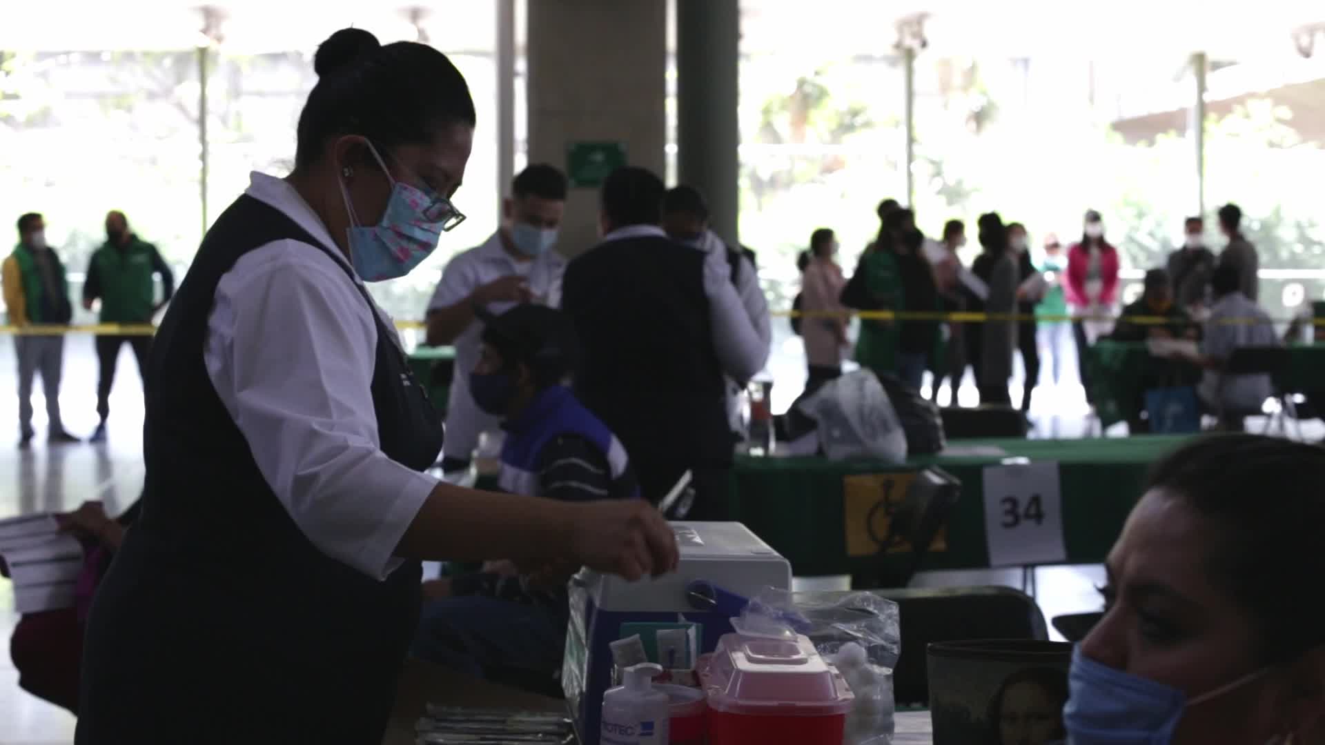 Vaccination against COVID-19 for people aged 40 to 49 at the Vasconcelos Library
