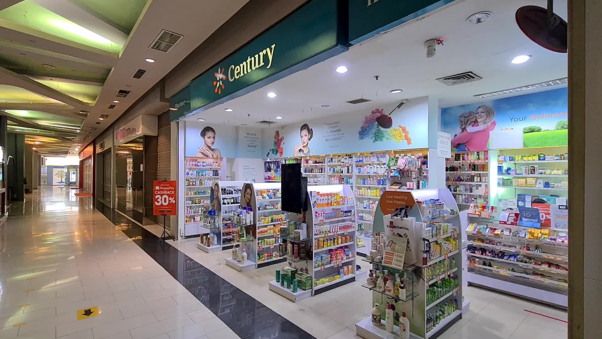 PPKM Level 4 atmosphere in a mall in Indonesia