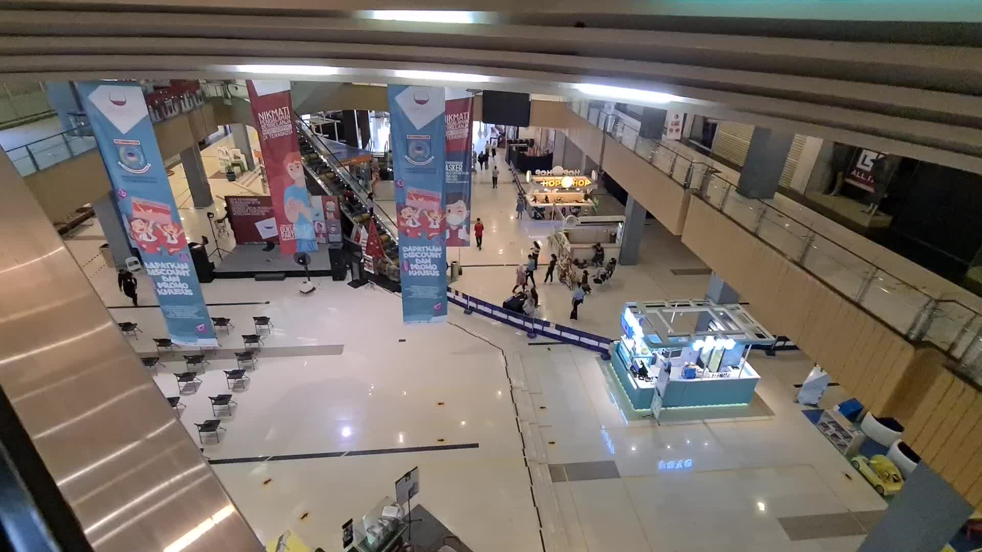 PPKM Level 4 atmosphere in a mall in Indonesia