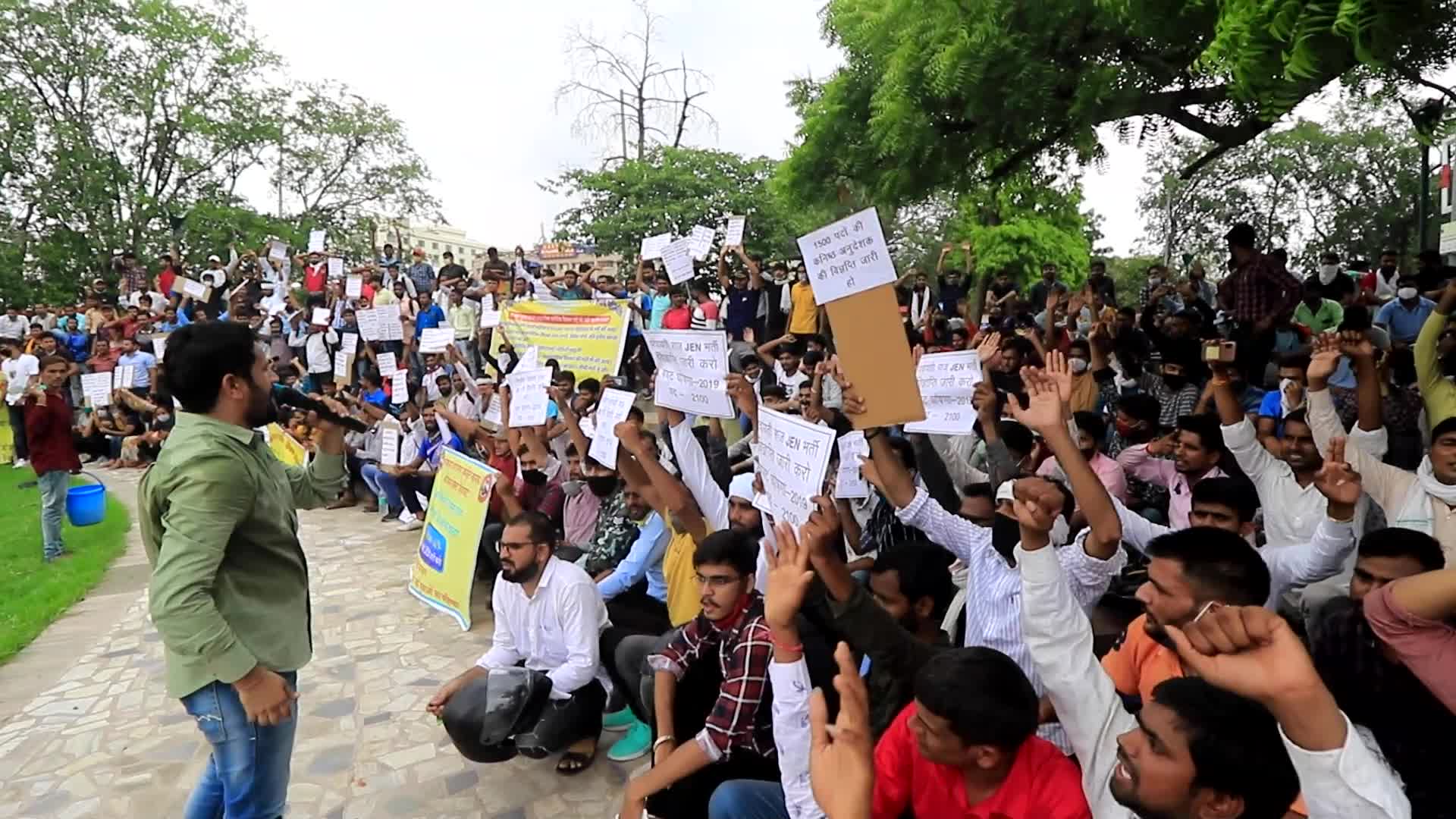 Rajasthan Unemployed United Federation Protest in Jaipur