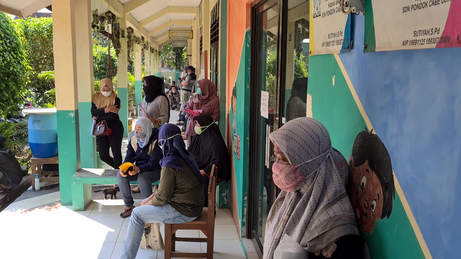 Government social assistance for needy families in Indonesia