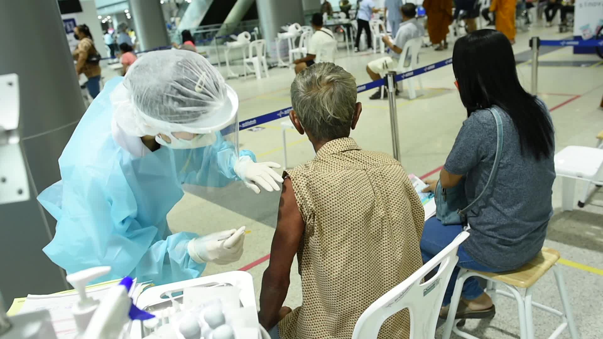 Mass COVID-19 vaccination to contain the pandemic