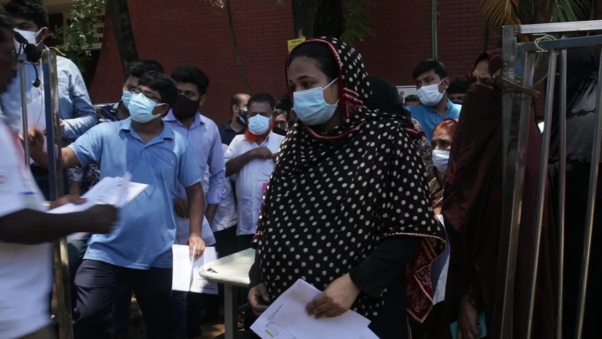 Coronavirus swab test in Bangladesh