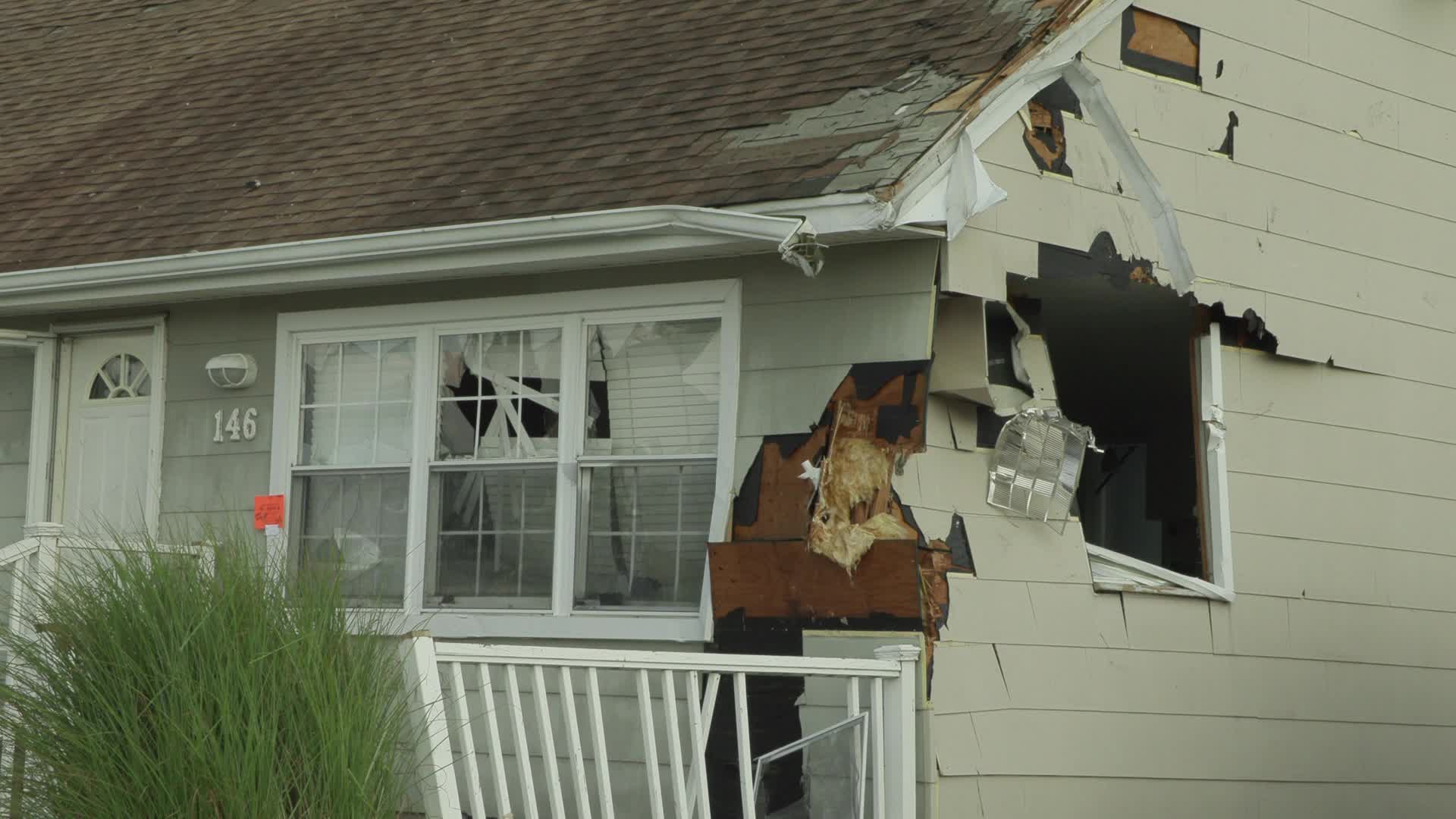 New Jersey tornado slams Long Beach Island