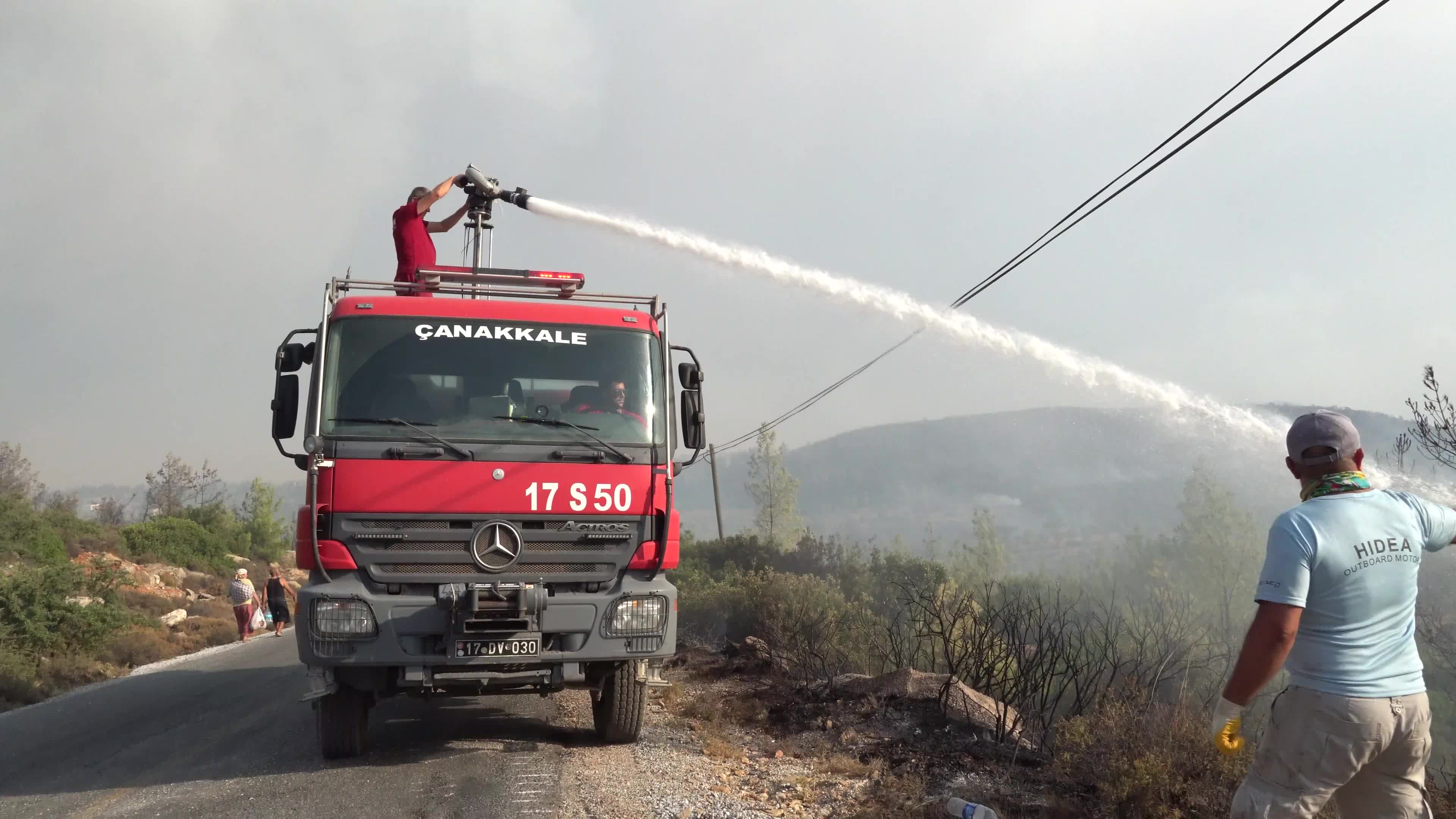 Turkey strives to put out wildfires