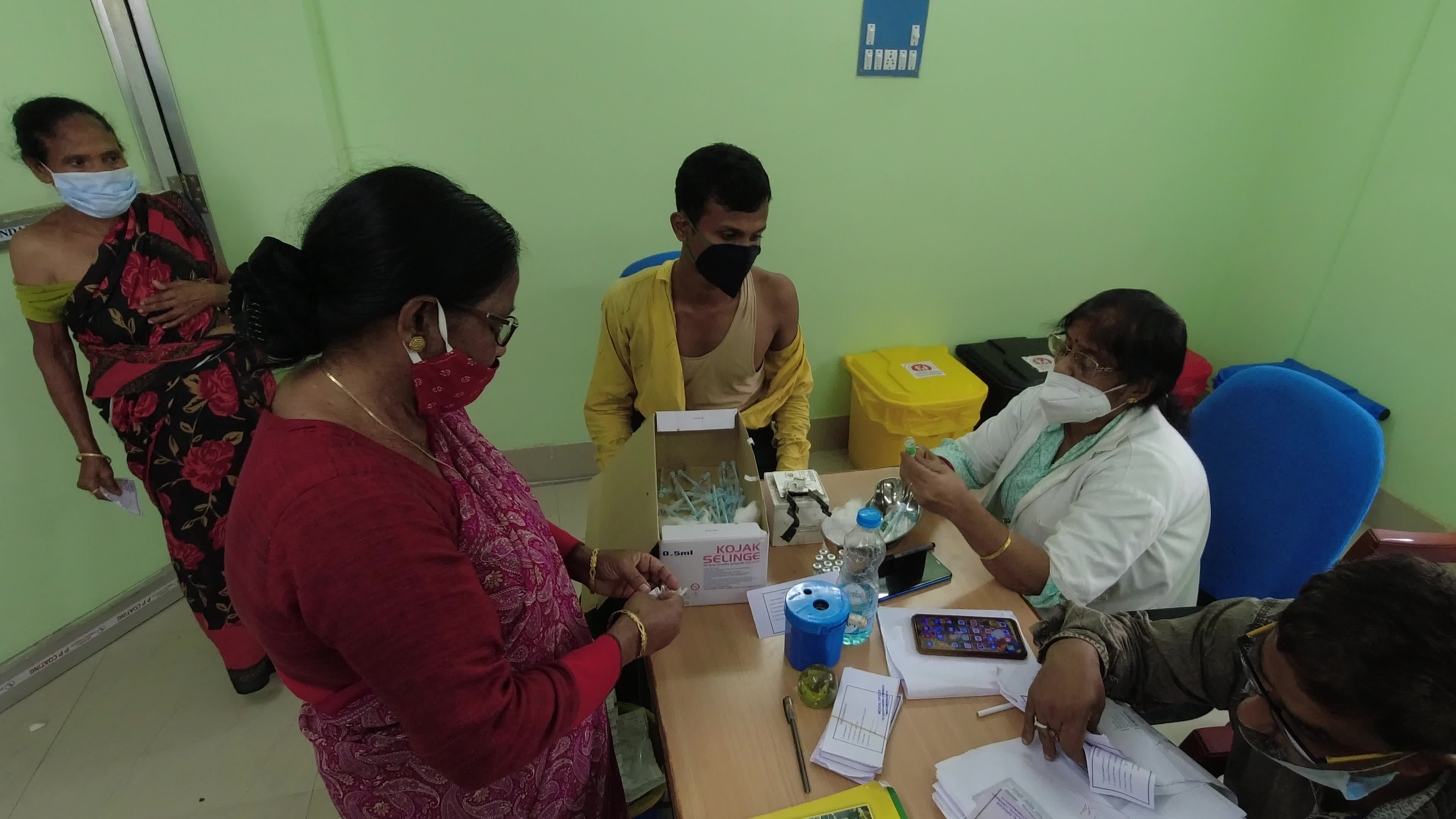 COVID-19 vaccination in Kolkata