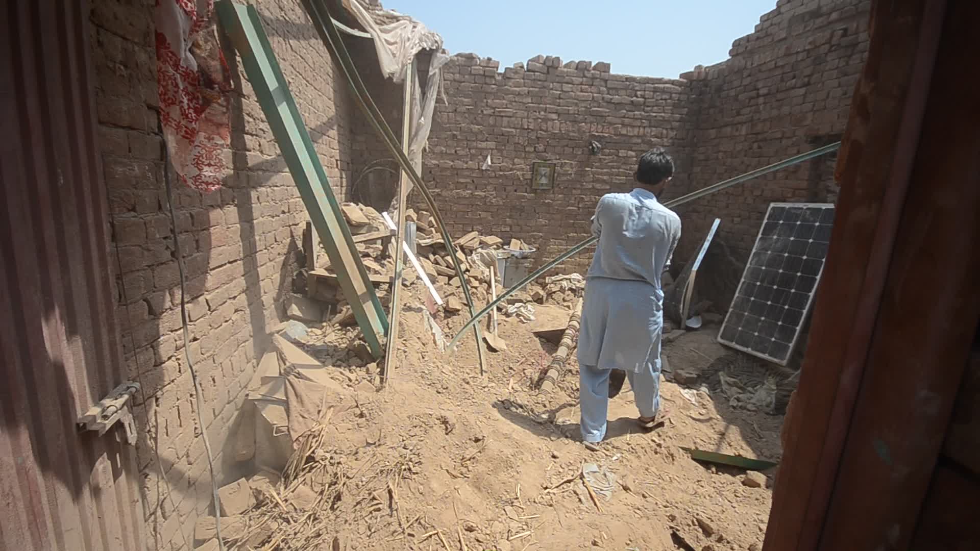 4 killed in roof collapse as heavy rain hits Pakistan's Peshawar
