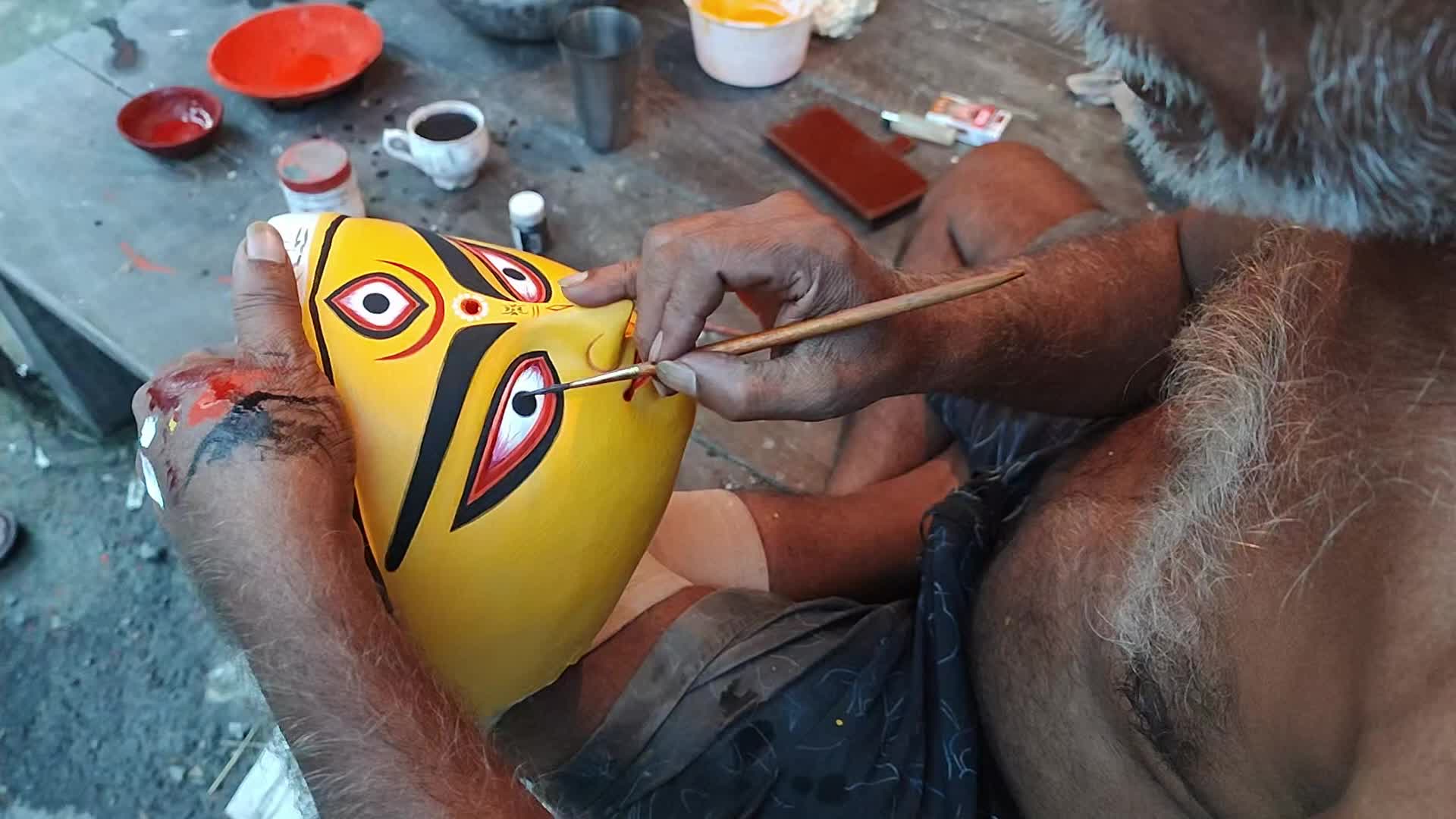 Painting Durga Idol in Kolkata, India