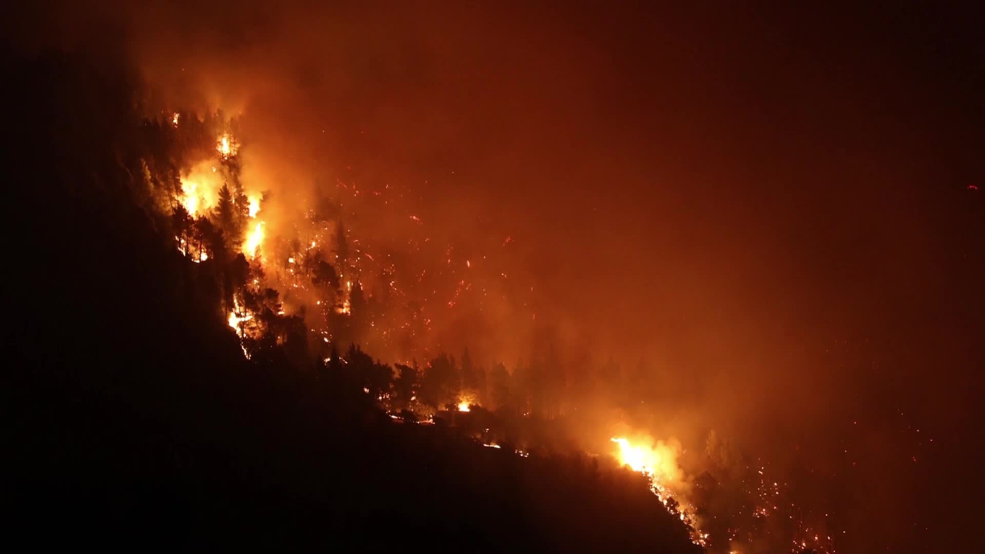 Greece battles wildfires for fourth day