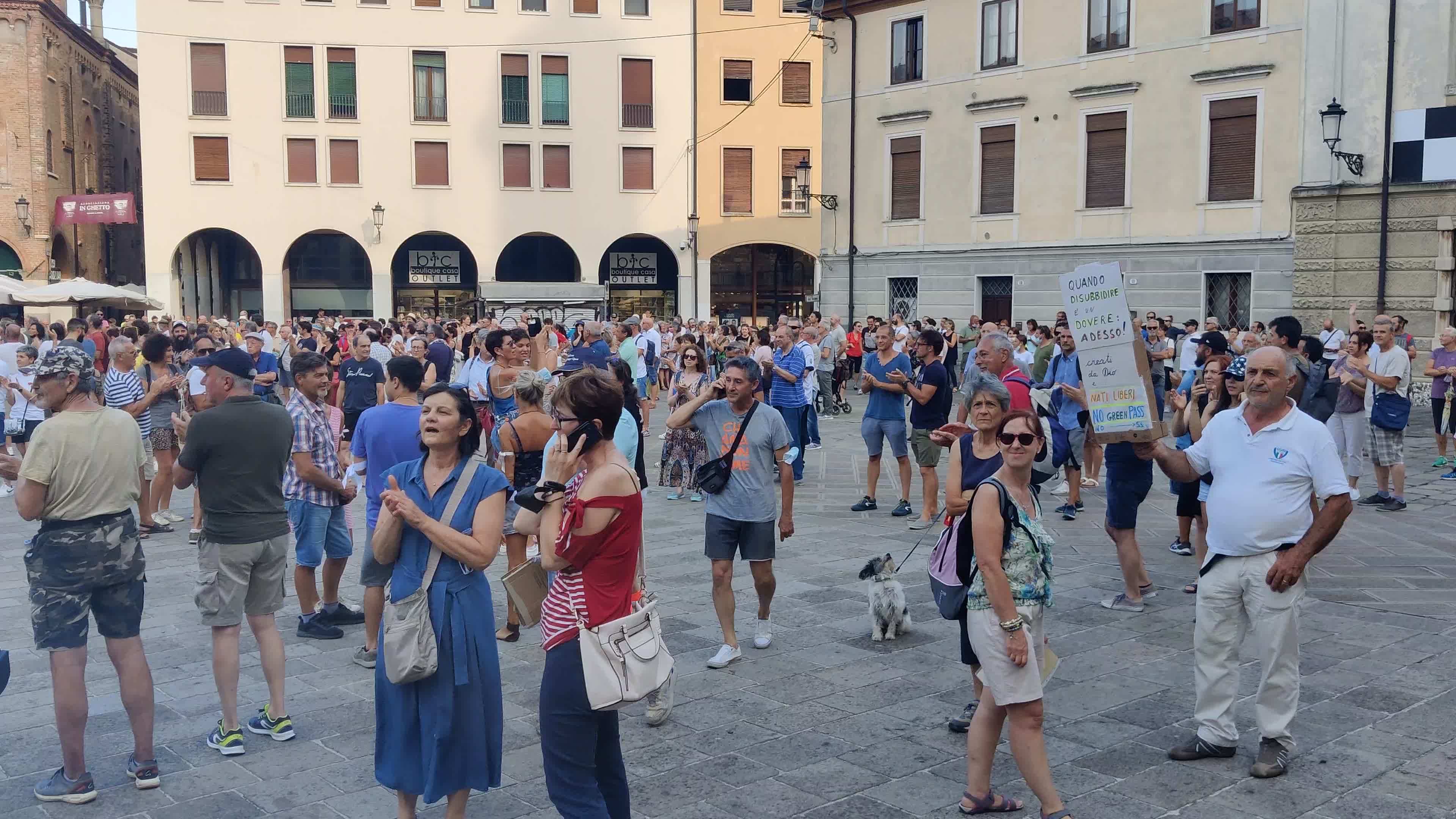 Demonstration against the "Green Pass" after it was introduces in Italy