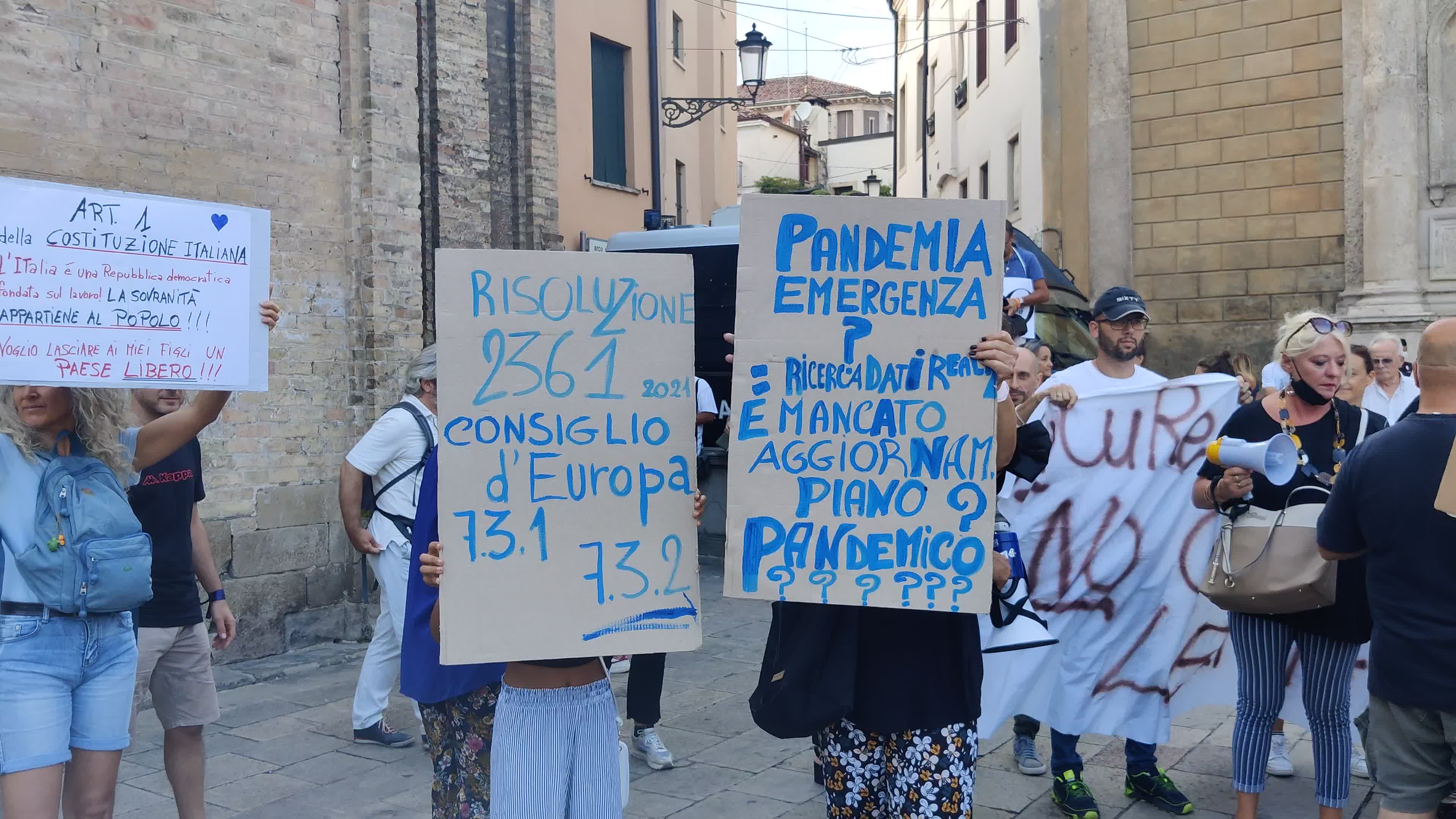 Demonstration against the "Green Pass" after it was introduces in Italy