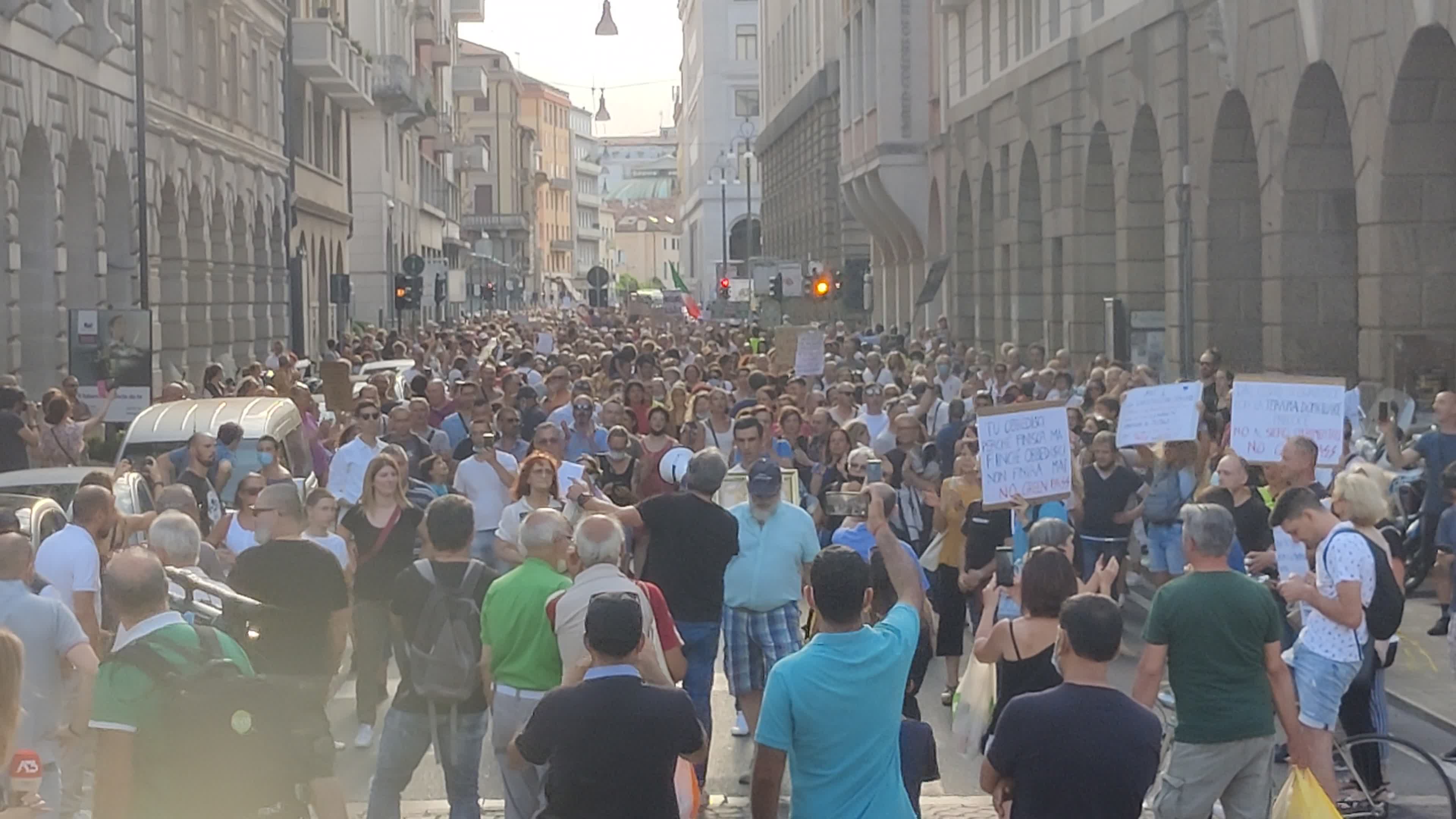 Demonstration against the "Green Pass" after it was introduces in Italy