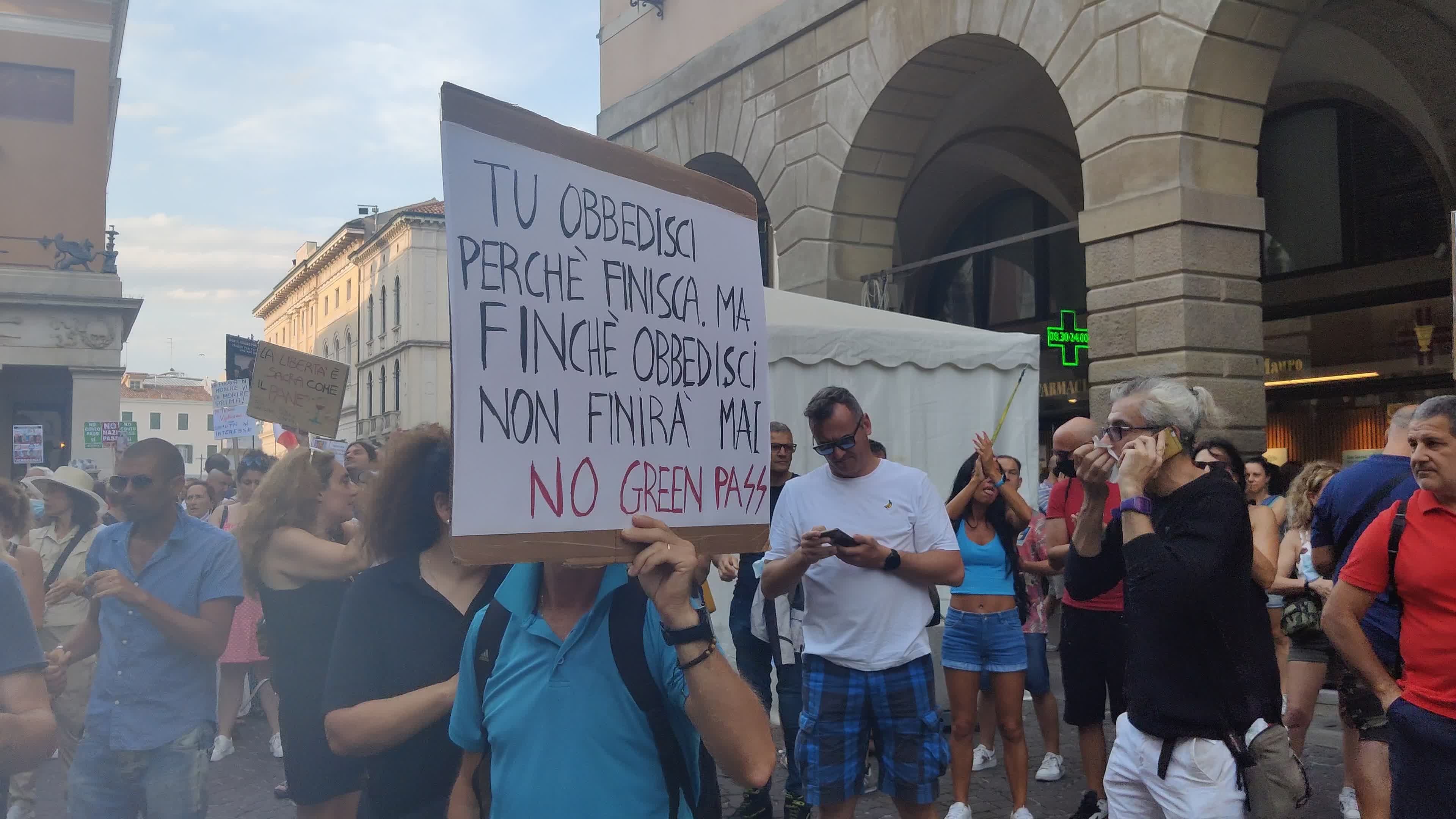 Demonstration against the "Green Pass" after it was introduces in Italy
