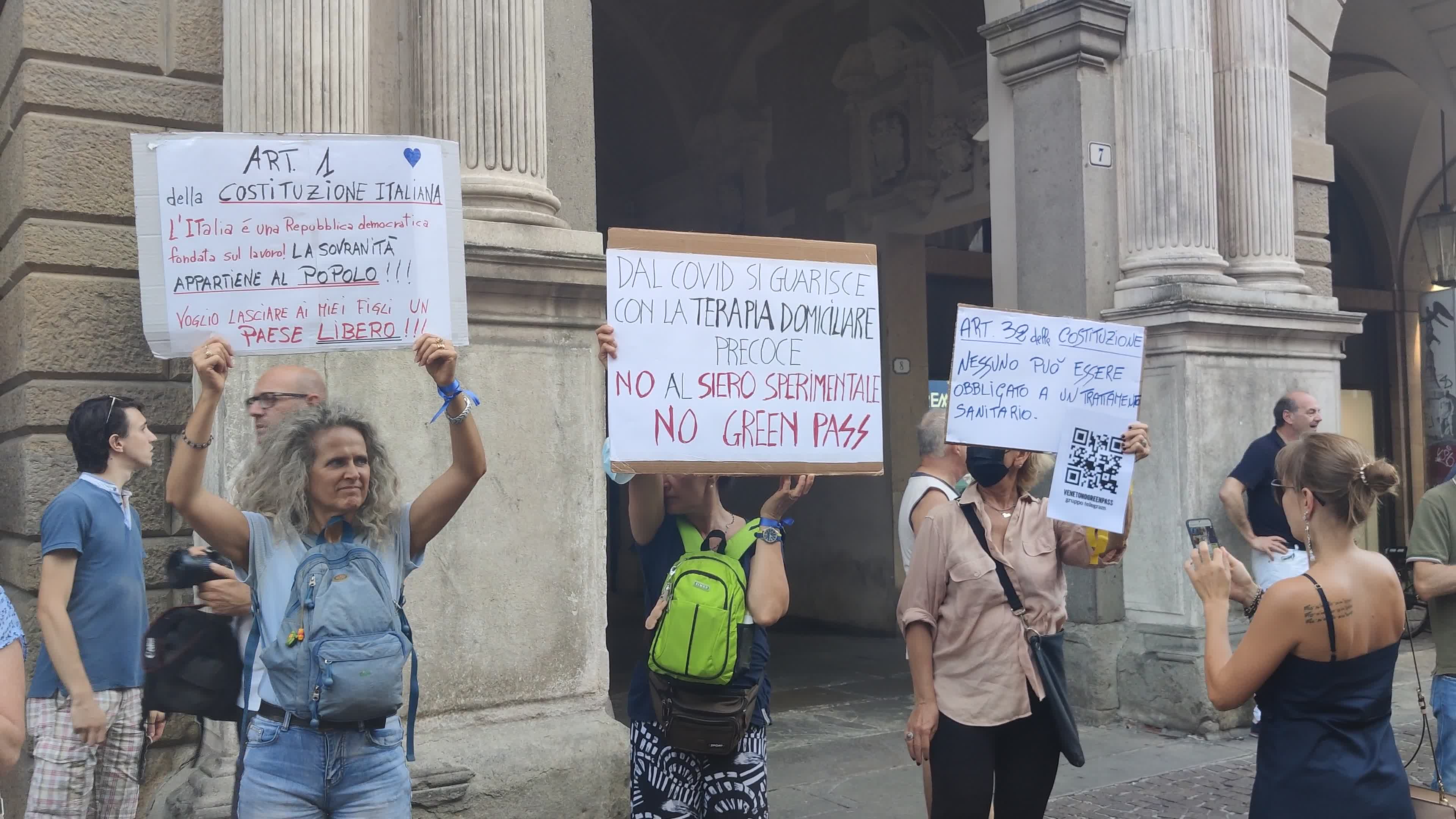 Demonstration against the "Green Pass" after it was introduces in Italy