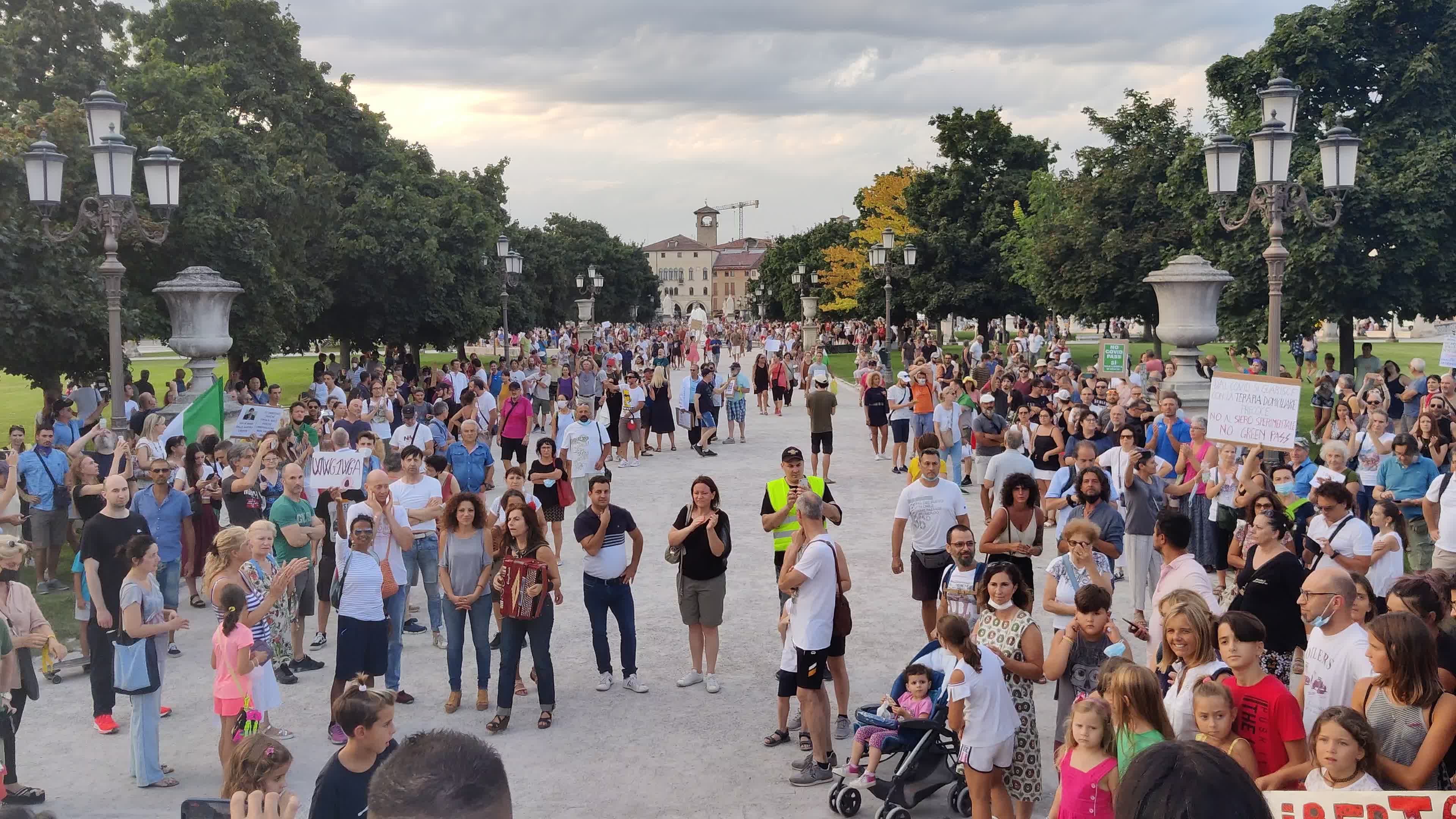 Demonstration against the "Green Pass" after it was introduces in Italy