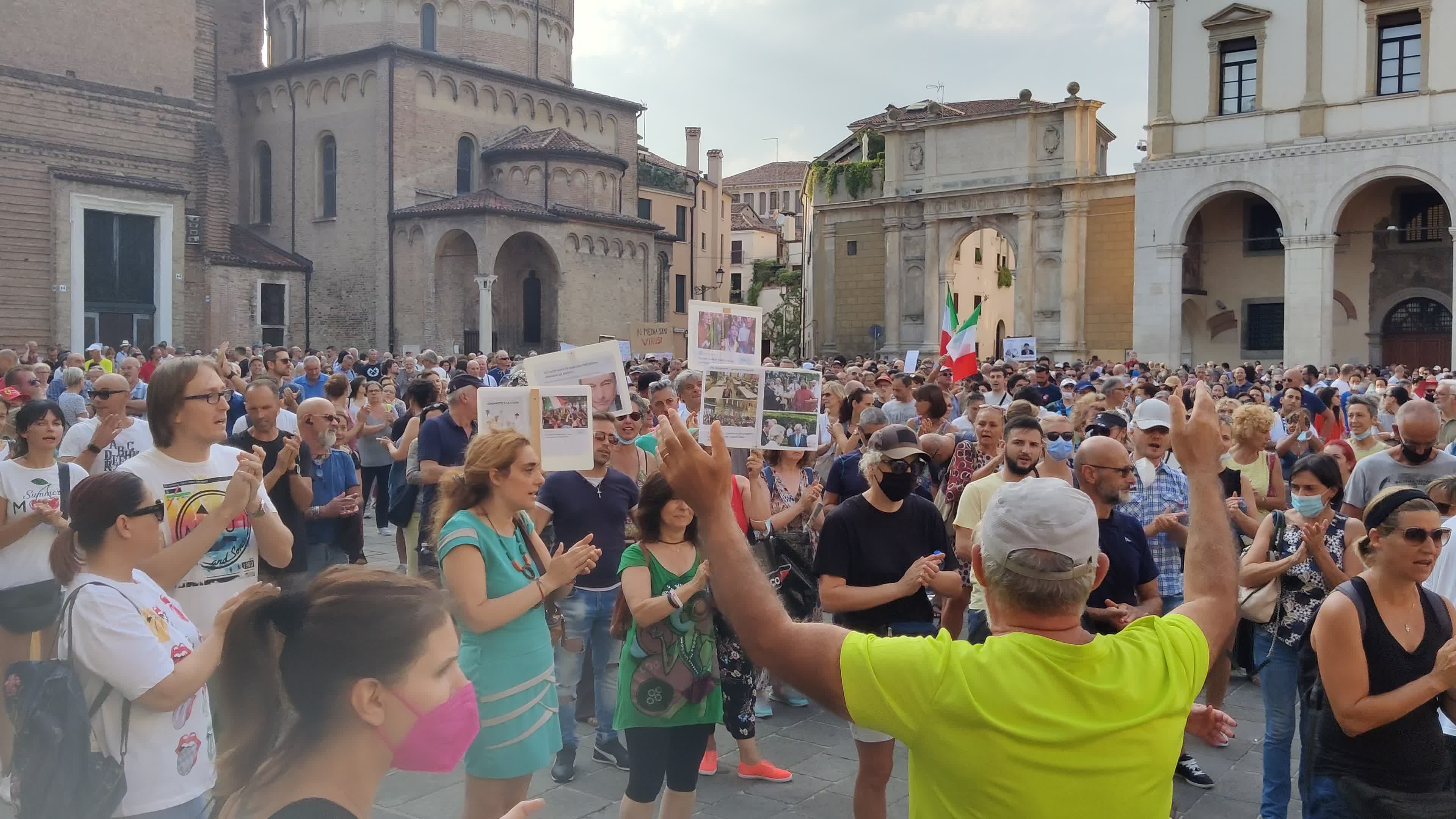 Demonstration against the "Green Pass" after it was introduces in Italy