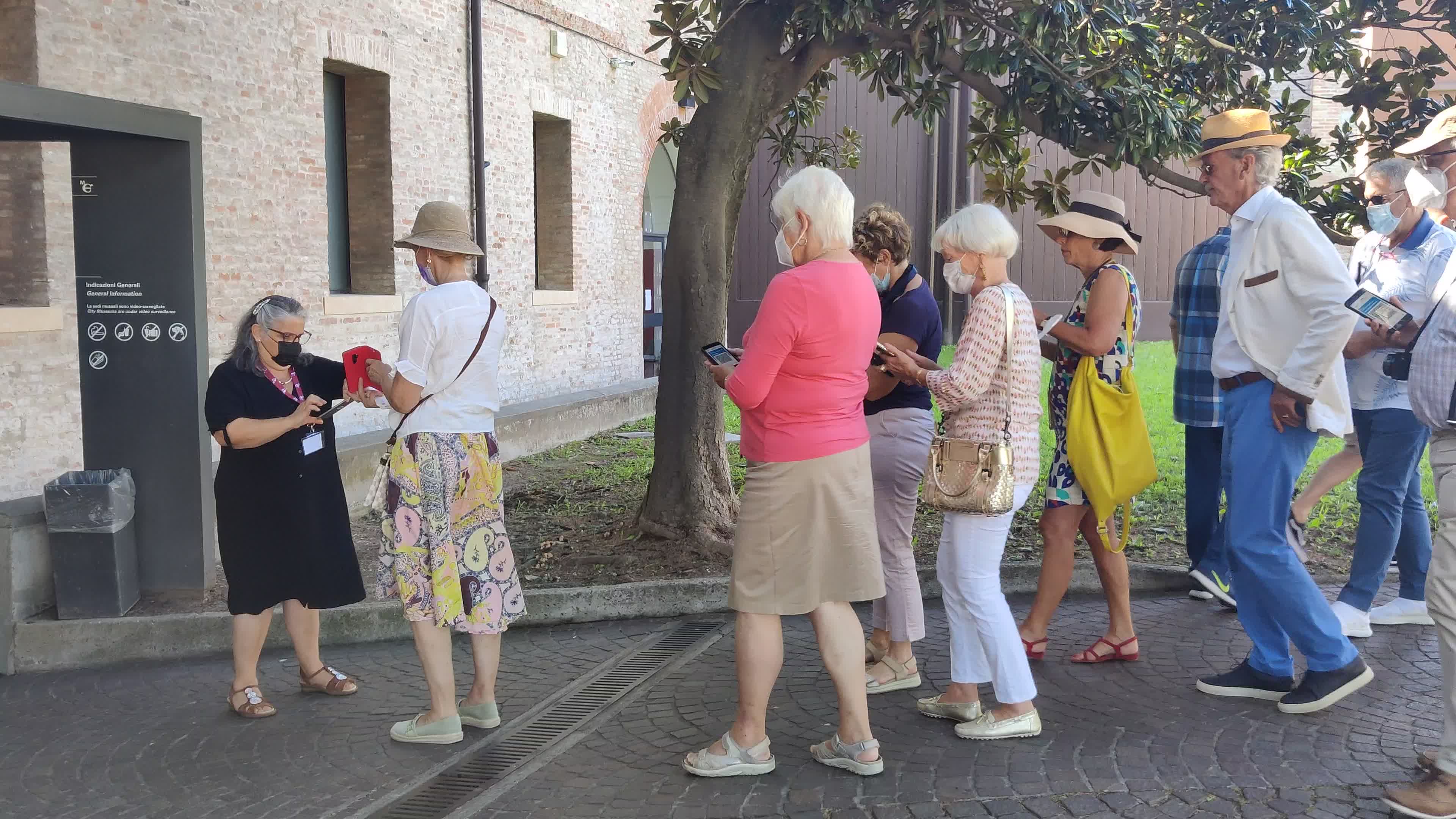 Checks of the GreenPass in Padua at the Eremitani Museums