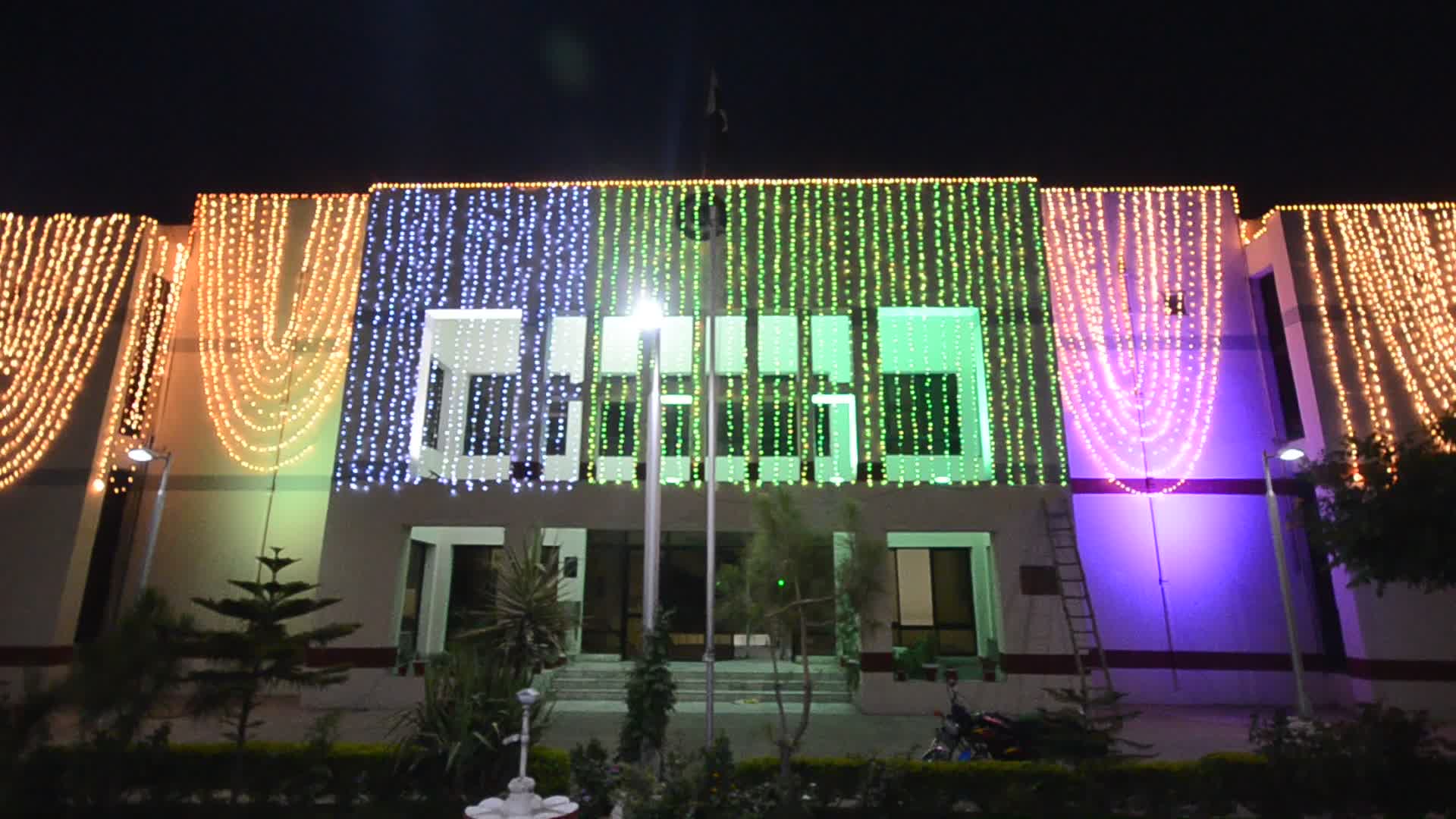 Independence Day Preparations in Peshawar 