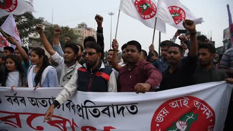 AASU activists block National Highway 37