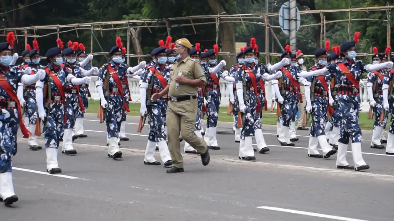 Final rehearsal of the Independence Day Parade in Kolkata 