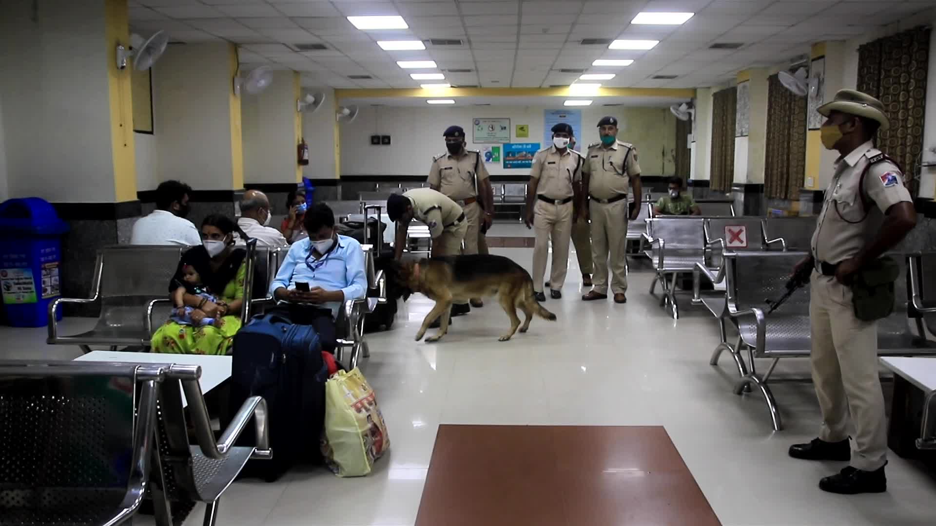Security Checking On The Eve Of Independence Day In Jaipur