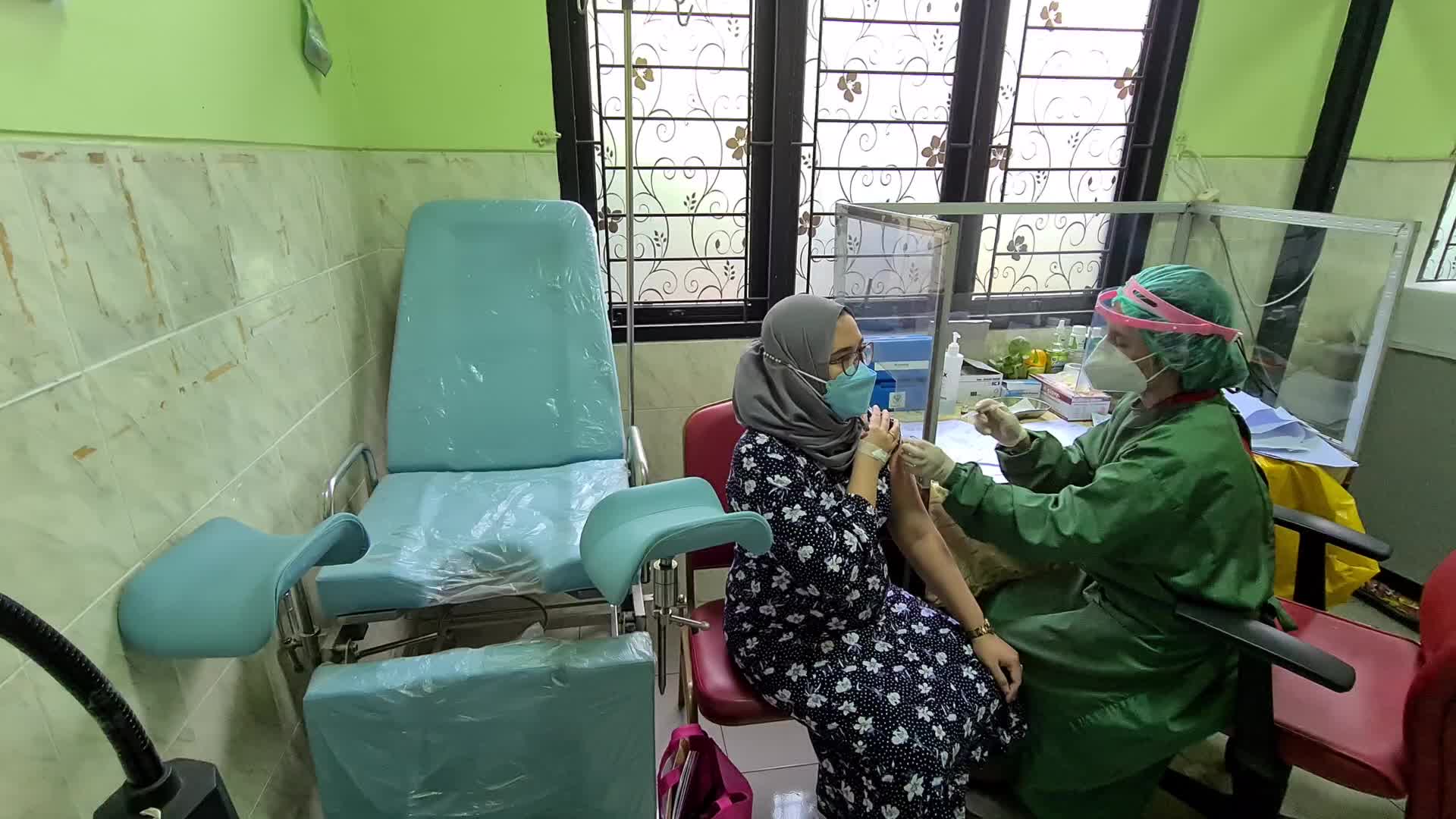 Coronavirus vaccination for pregnant women in Indonesia