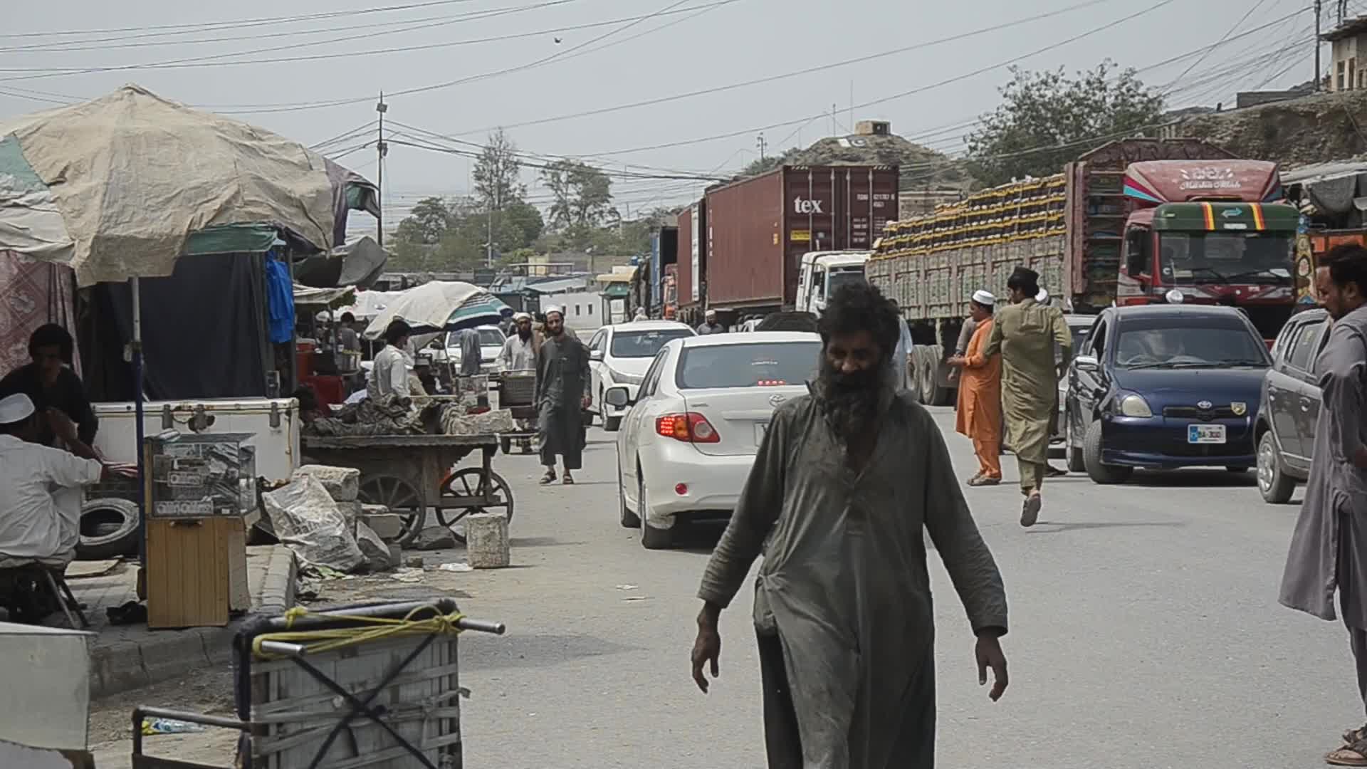 Pakistan reopens Torkham border crossing with Afghanistan