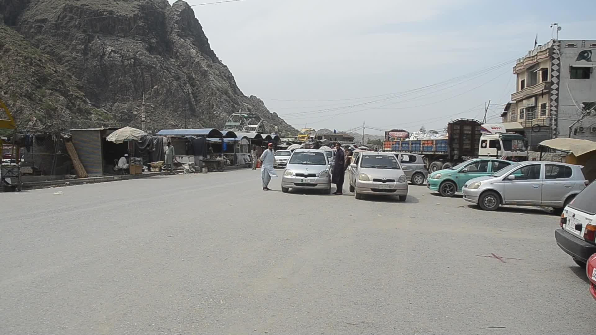 Pakistan reopens Torkham border crossing with Afghanistan
