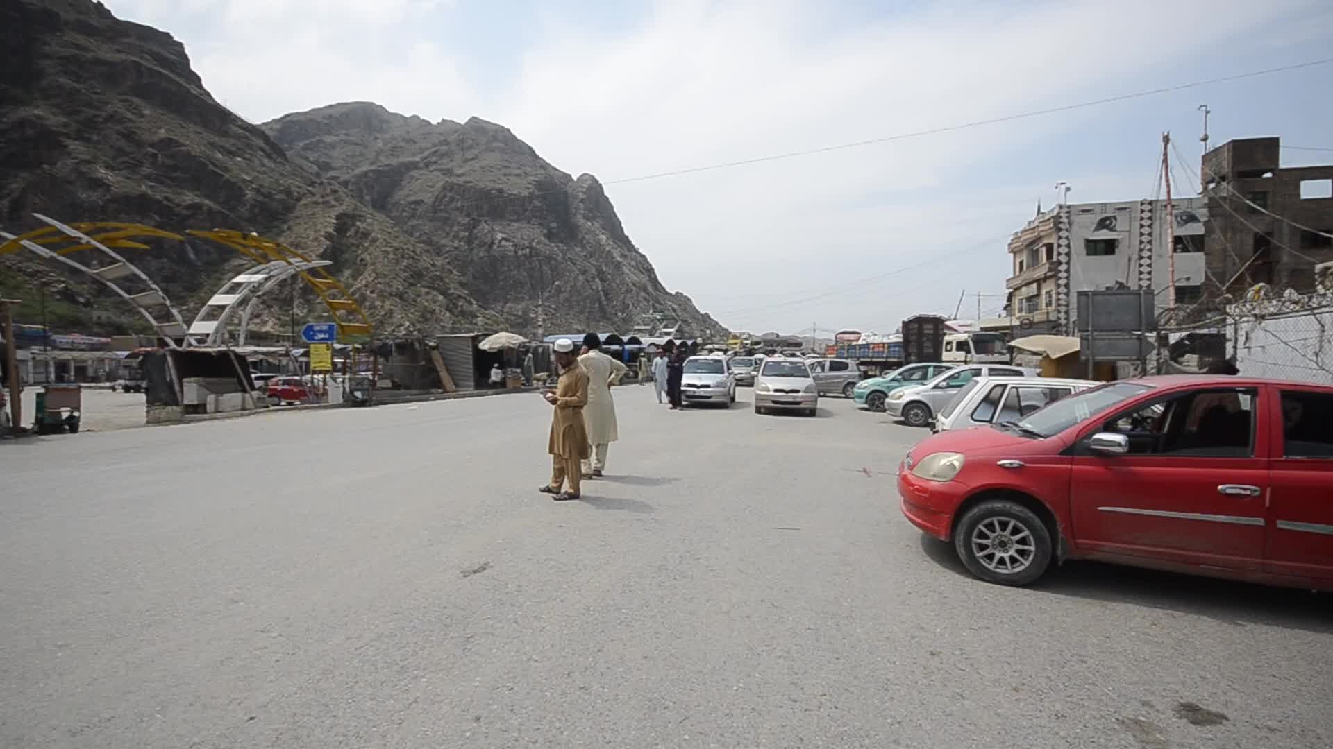 Pakistan reopens Torkham border crossing with Afghanistan