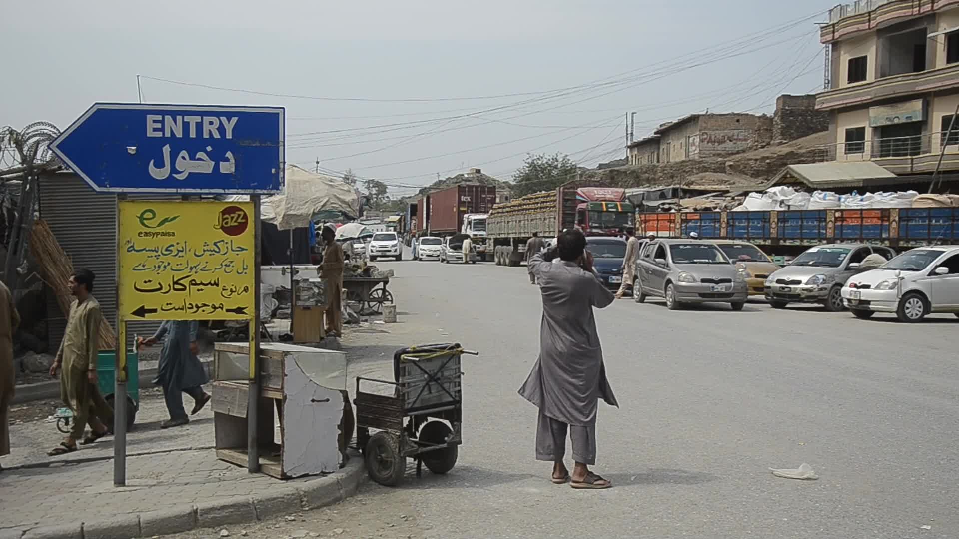 Pakistan reopens Torkham border crossing with Afghanistan