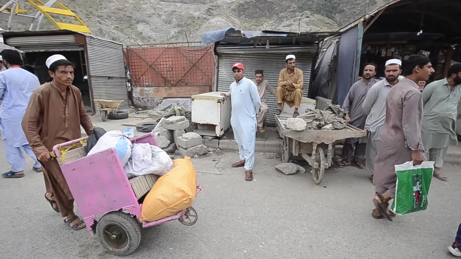 Pakistan reopens Torkham border crossing with Afghanistan
