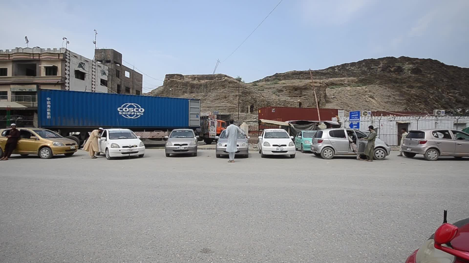 Pakistan reopens Torkham border crossing with Afghanistan