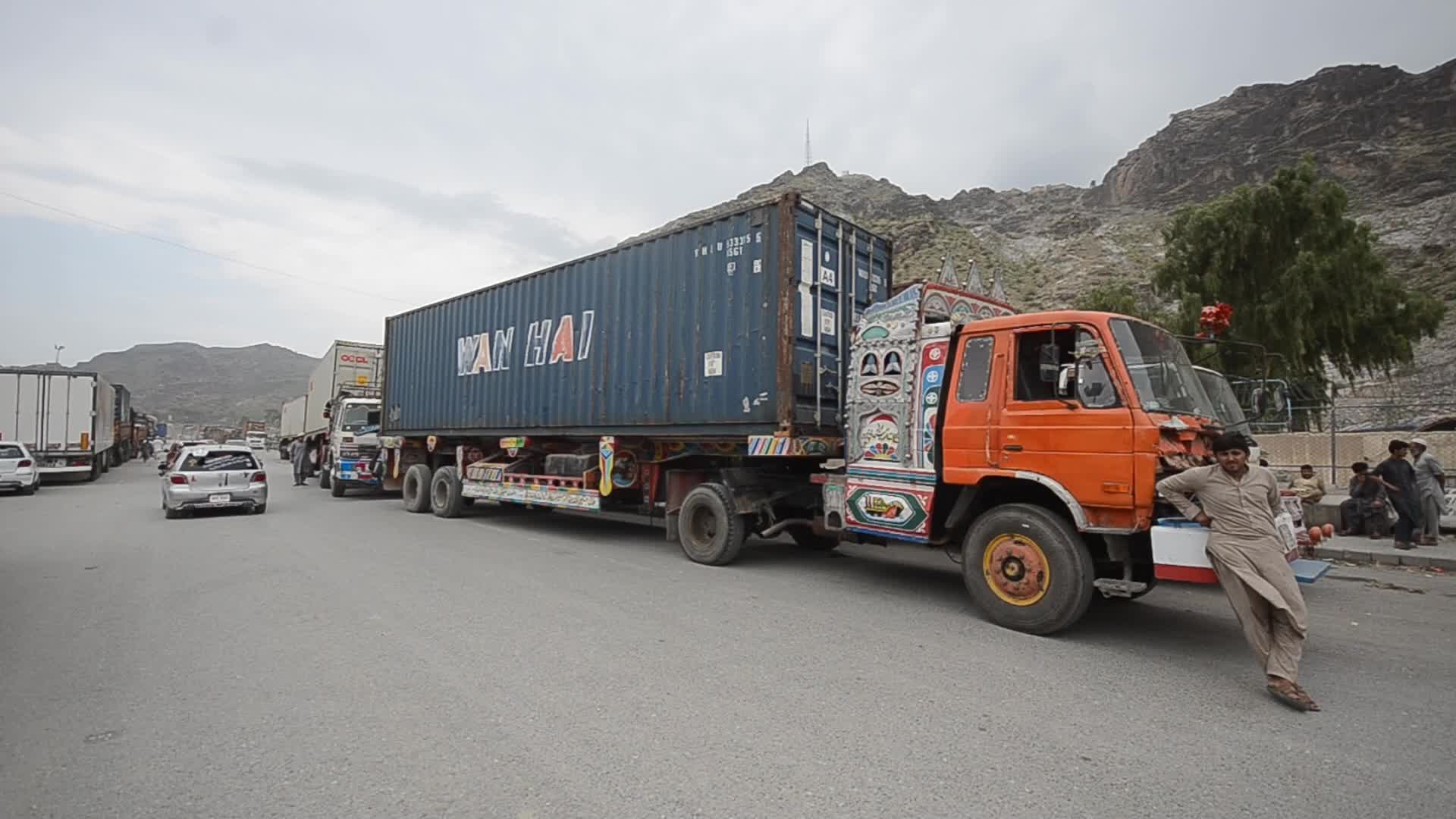 Pakistan reopens Torkham border crossing with Afghanistan
