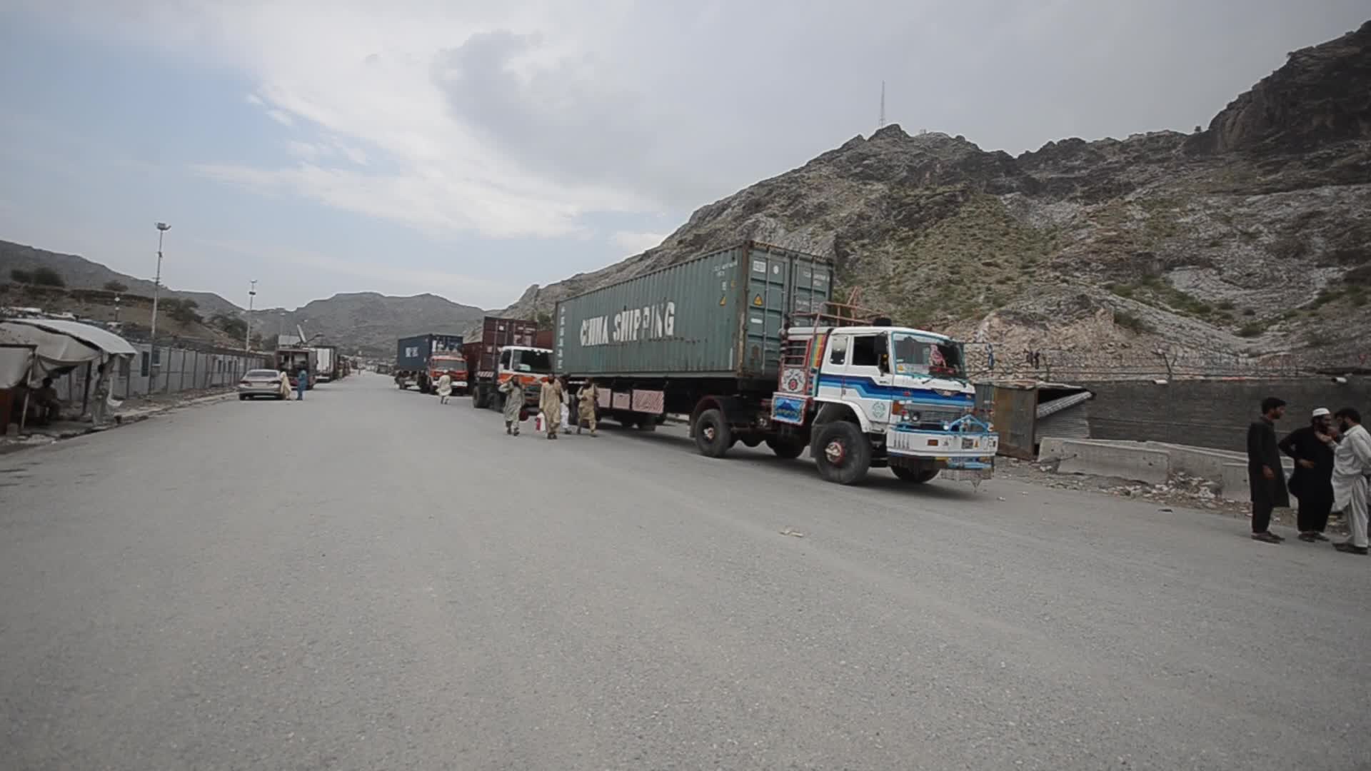 Pakistan reopens Torkham border crossing with Afghanistan