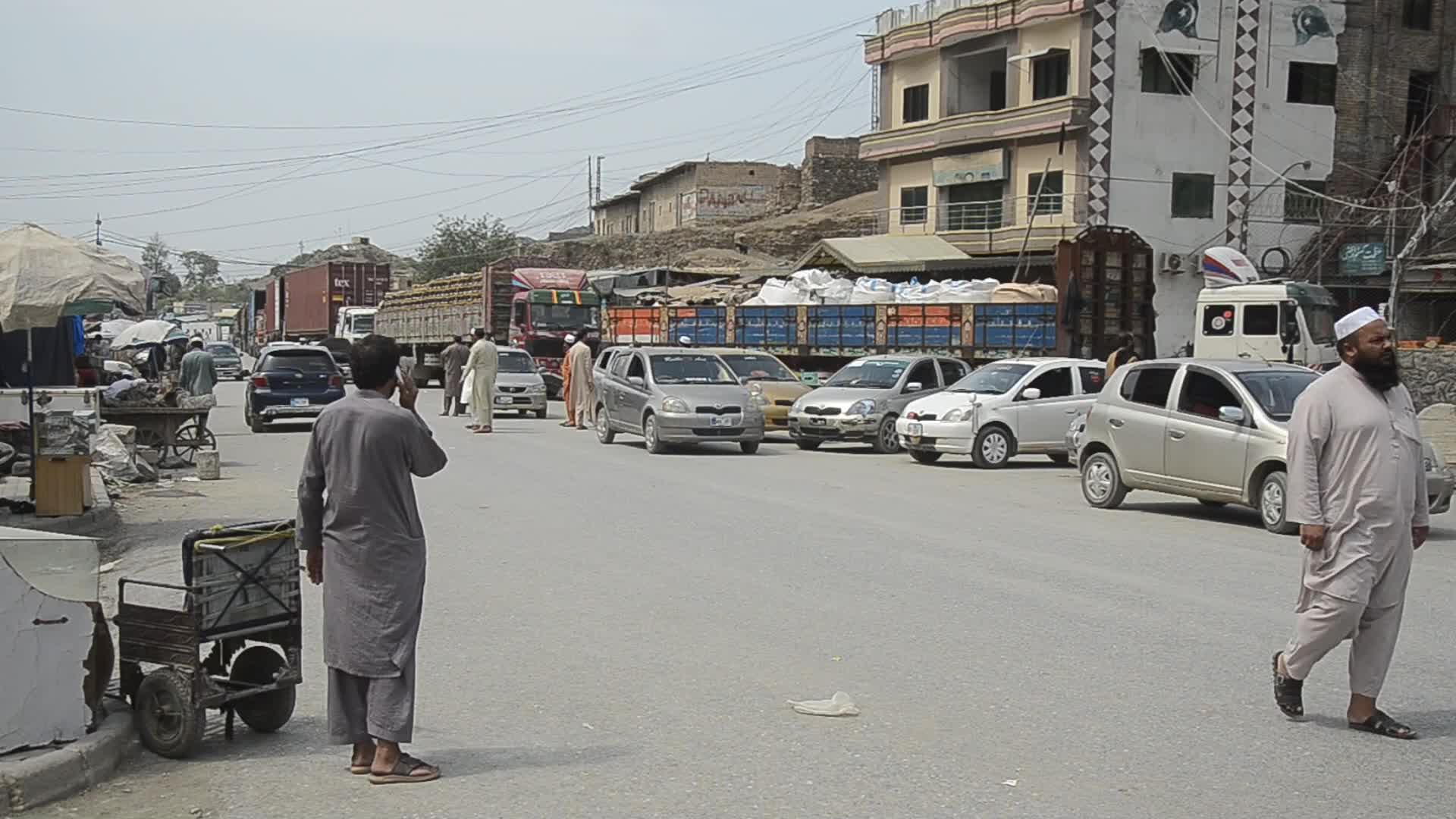 Pakistan reopens Torkham border crossing with Afghanistan