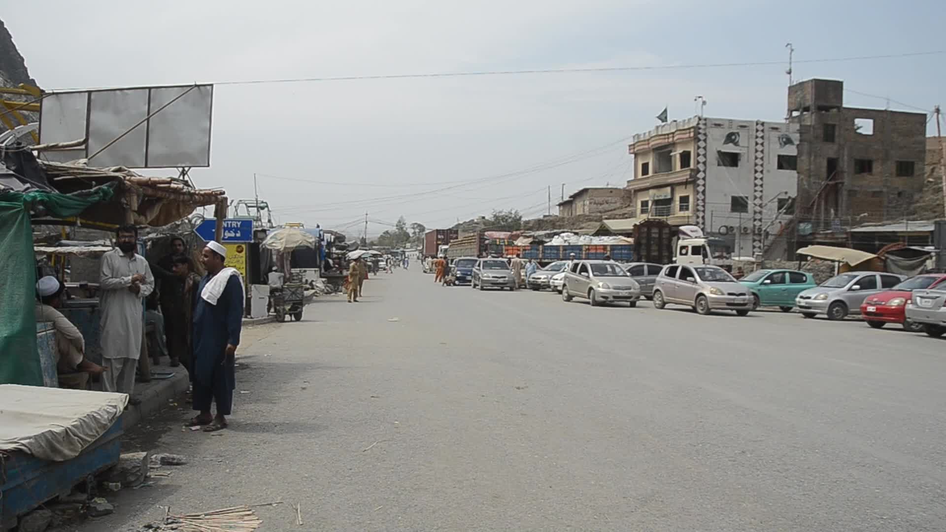 Pakistan reopens Torkham border crossing with Afghanistan