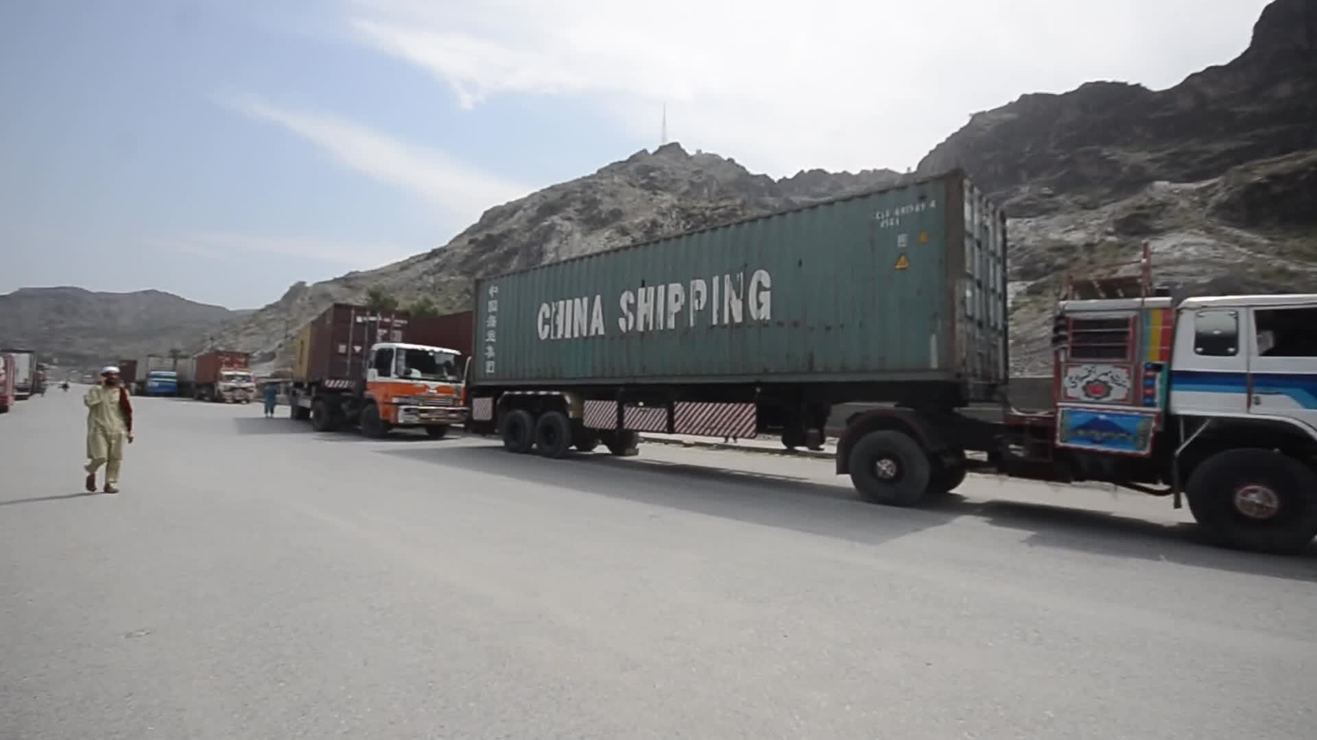 Pakistan reopens Torkham border crossing with Afghanistan