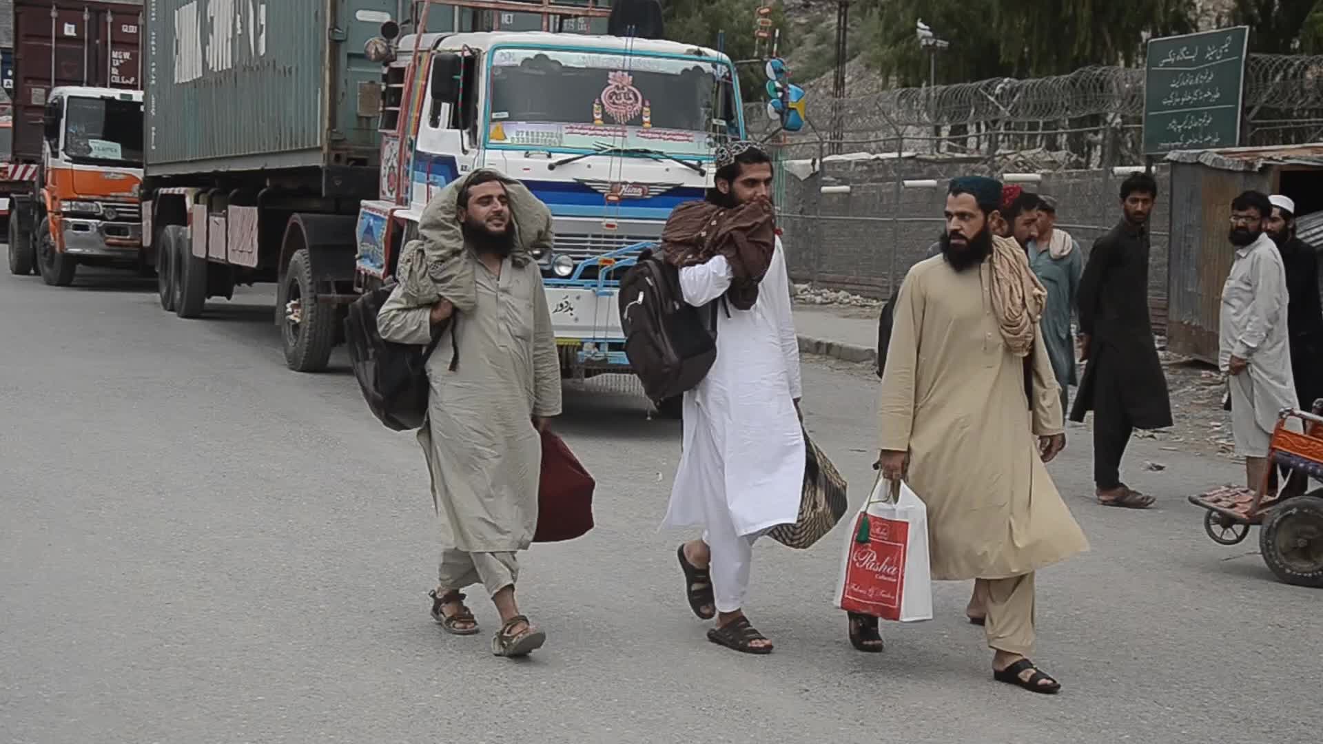 Pakistan reopens Torkham border crossing with Afghanistan