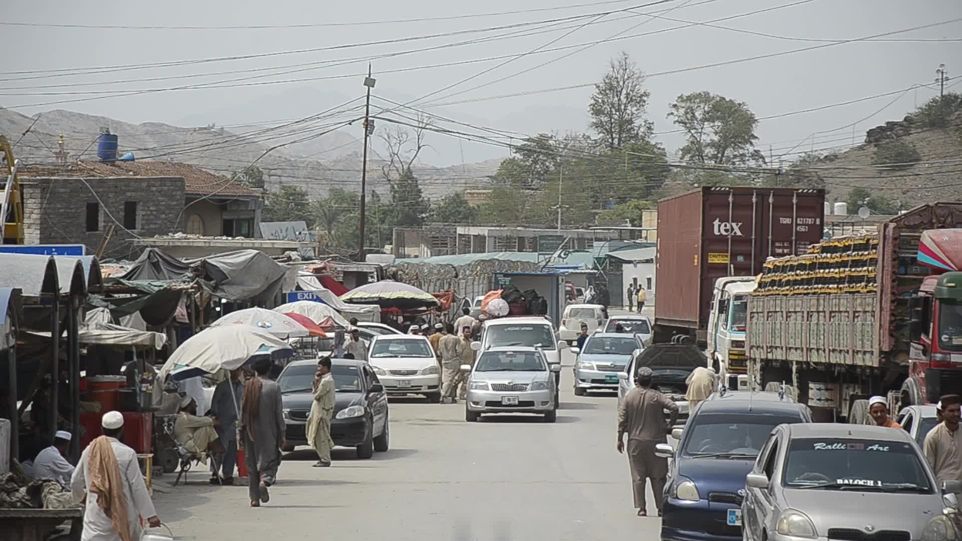 Pakistan reopens Torkham border crossing with Afghanistan